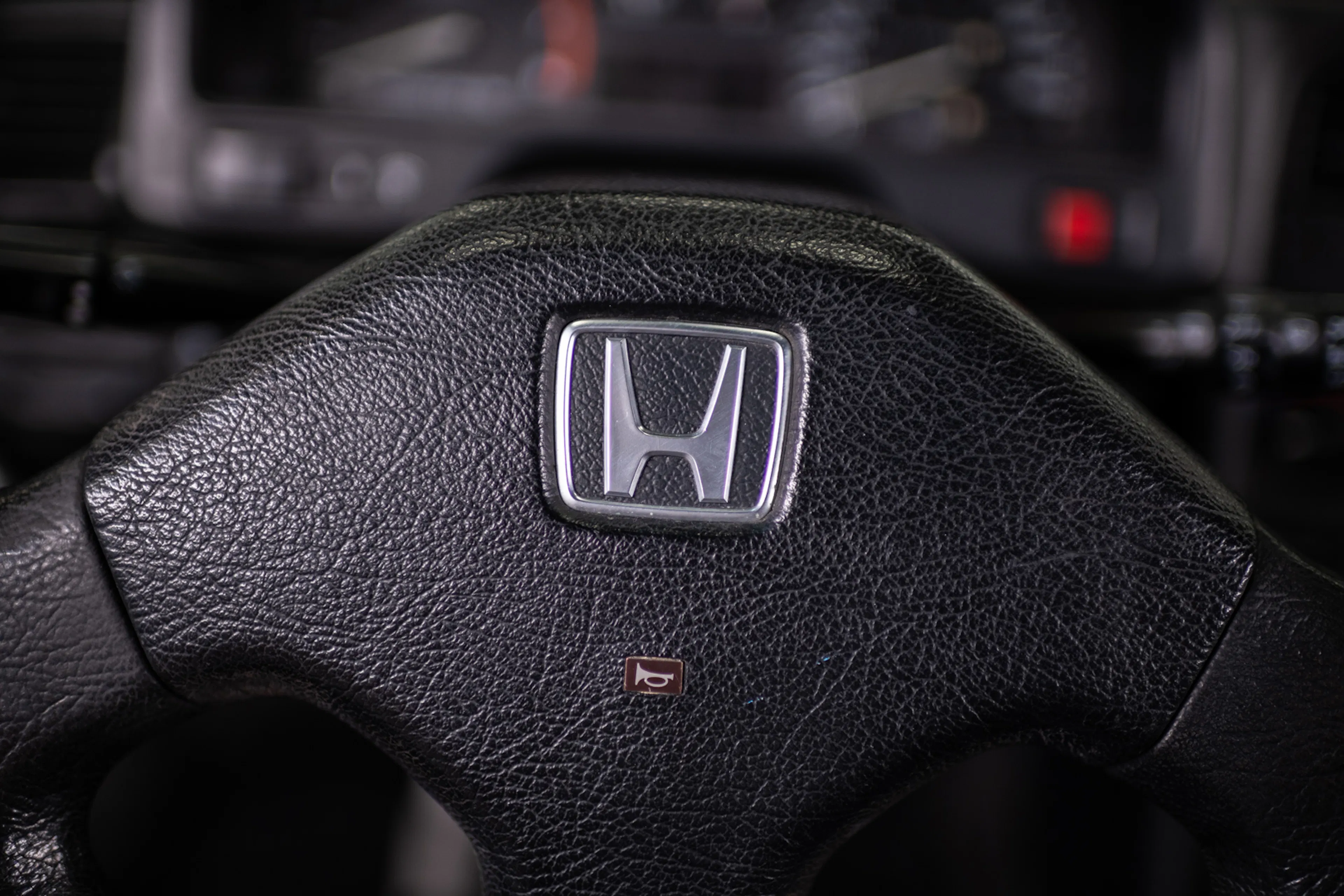 1990 Honda CRX Si 2dr Coupe Courtesy of Kaiser Kars