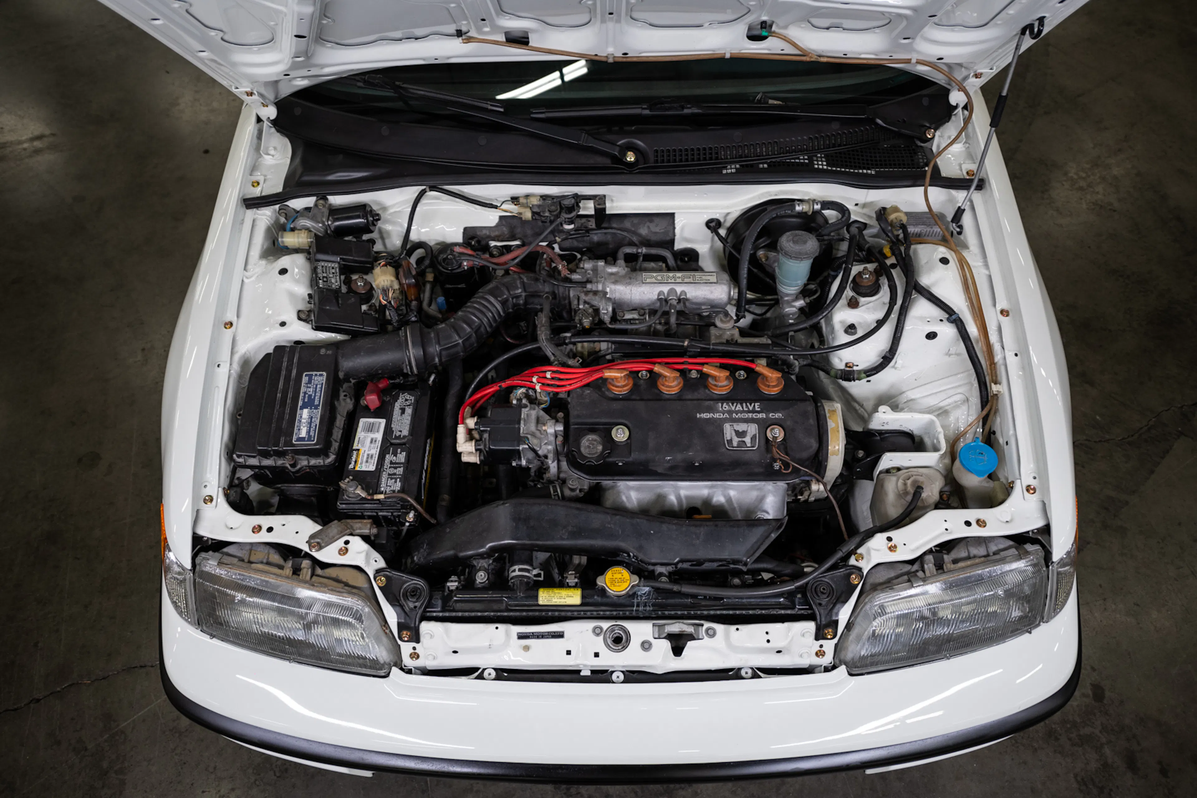 1990 Honda CRX Si 2dr Coupe Courtesy of Kaiser Kars