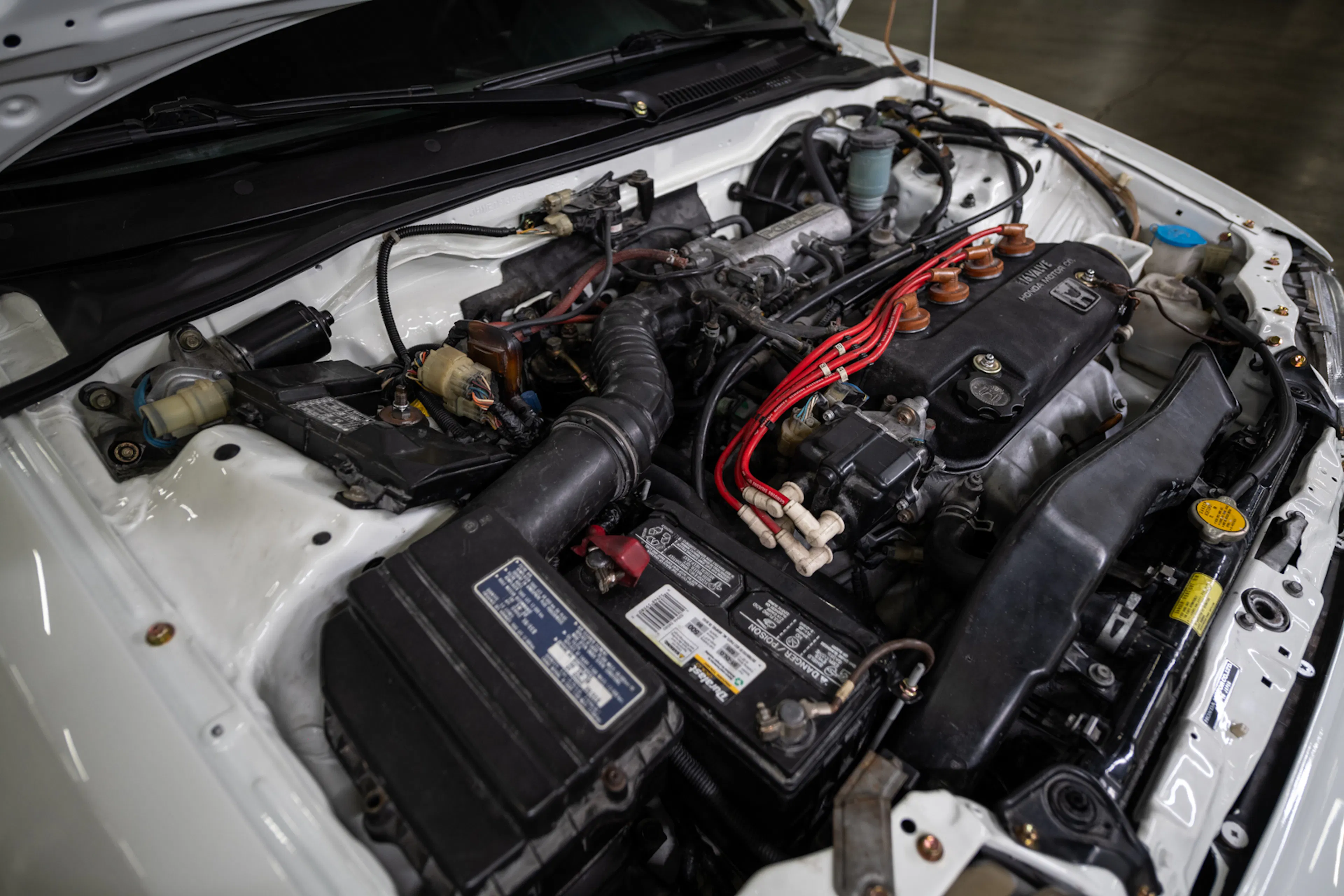 1990 Honda CRX Si 2dr Coupe Courtesy of Kaiser Kars