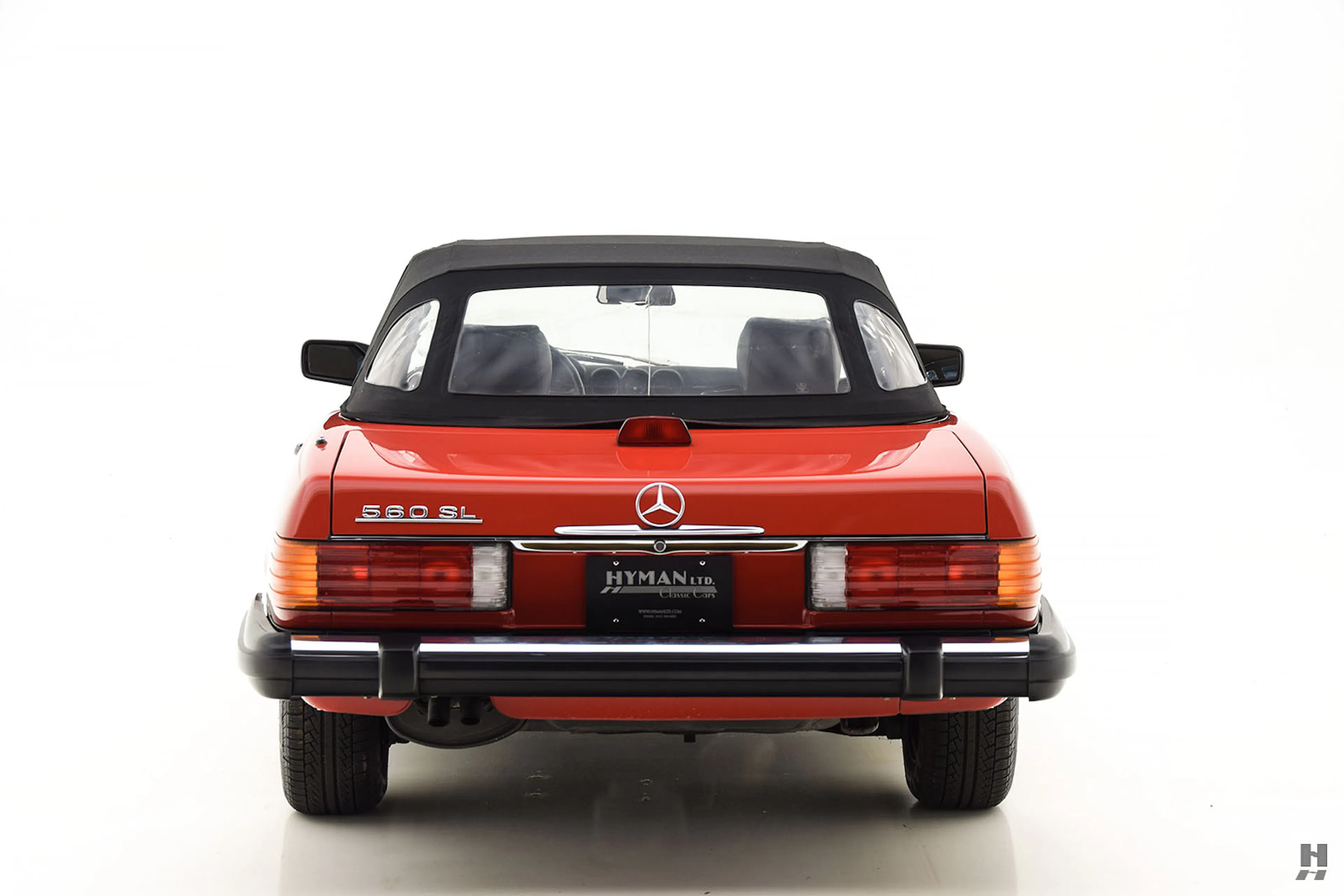 1987 Mercedes-Benz 560SL 2dr Roadster Courtesy of Hyman Ltd.