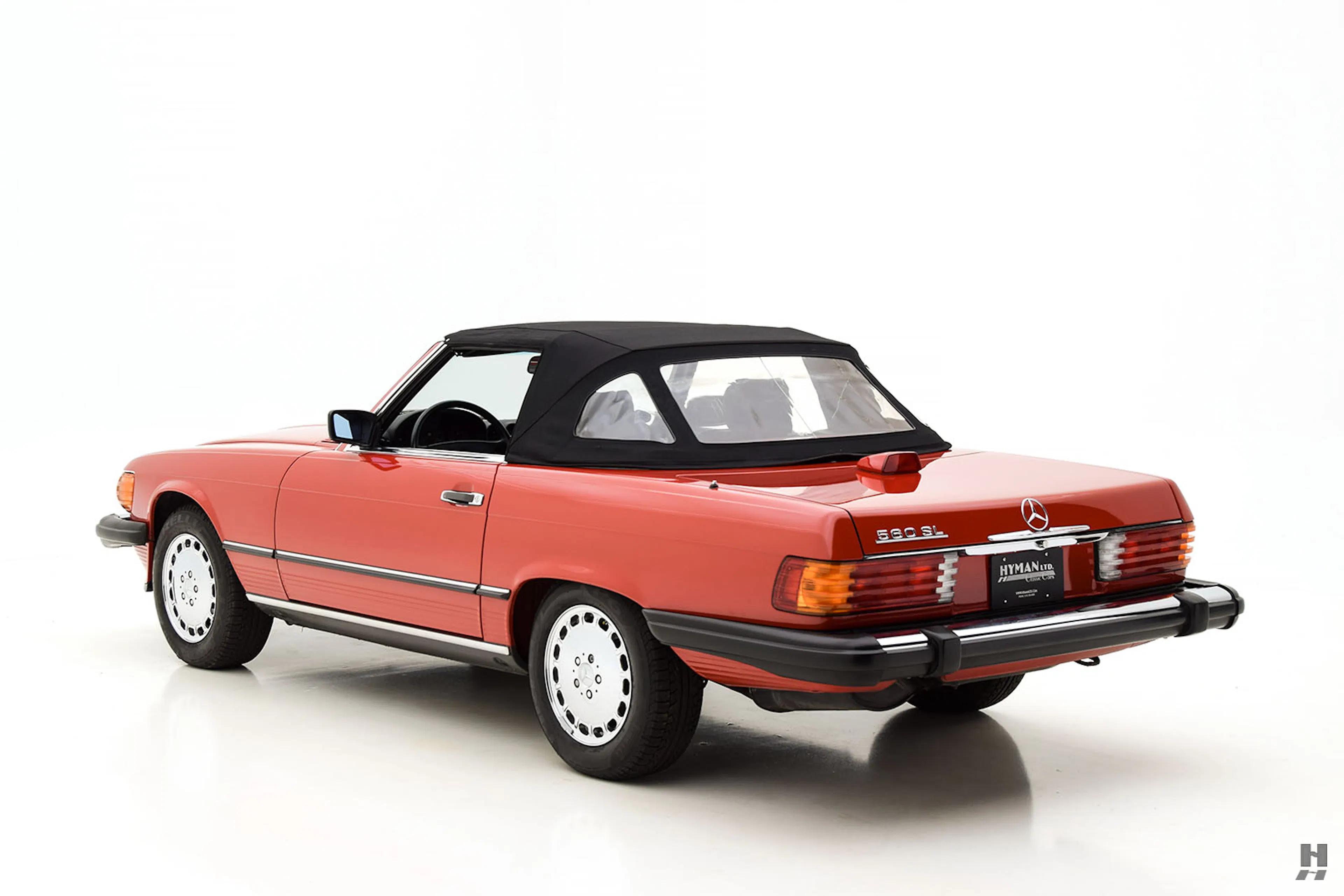1987 Mercedes-Benz 560SL 2dr Roadster Courtesy of Hyman Ltd.