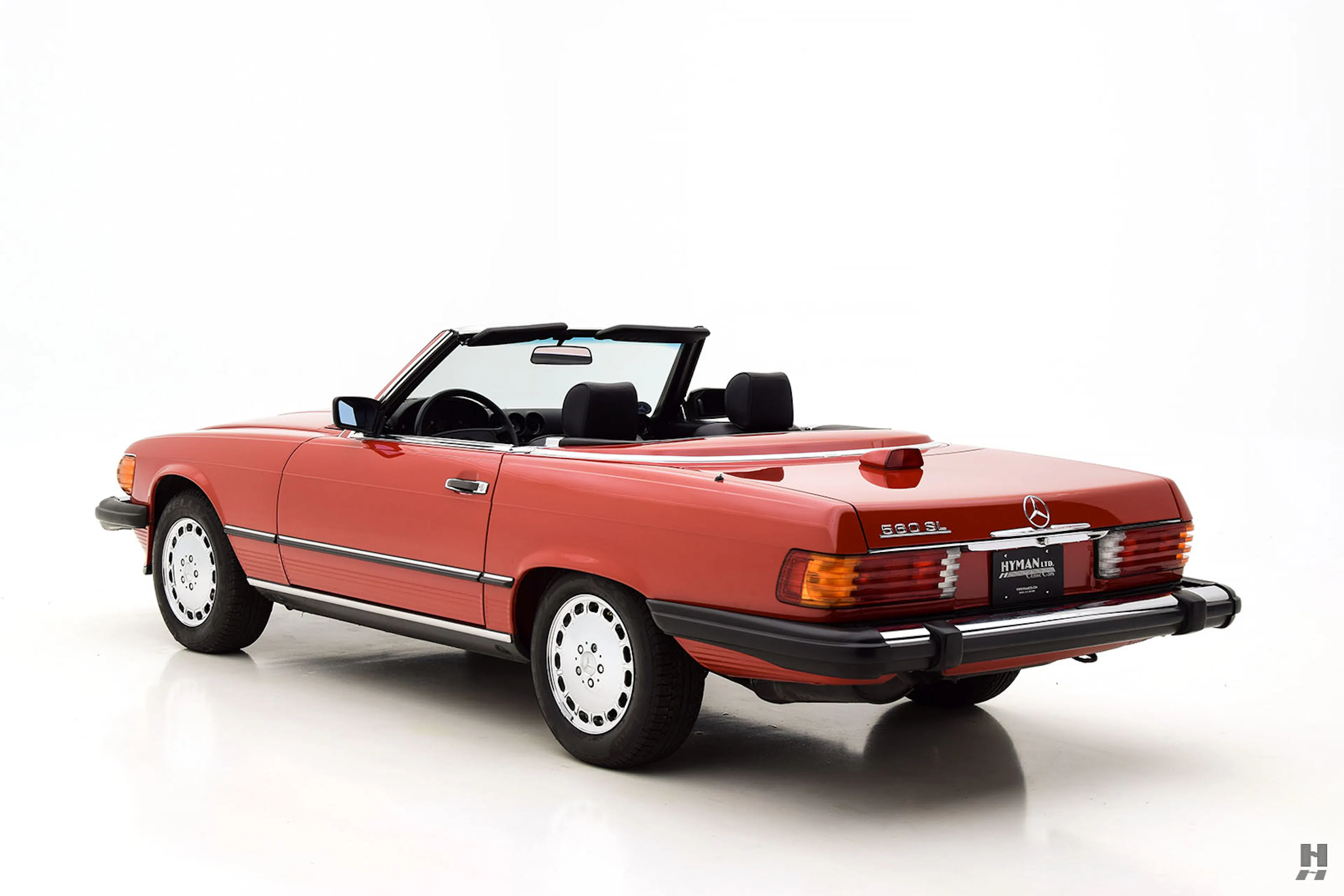 1987 Mercedes-Benz 560SL 2dr Roadster Courtesy of Hyman Ltd.