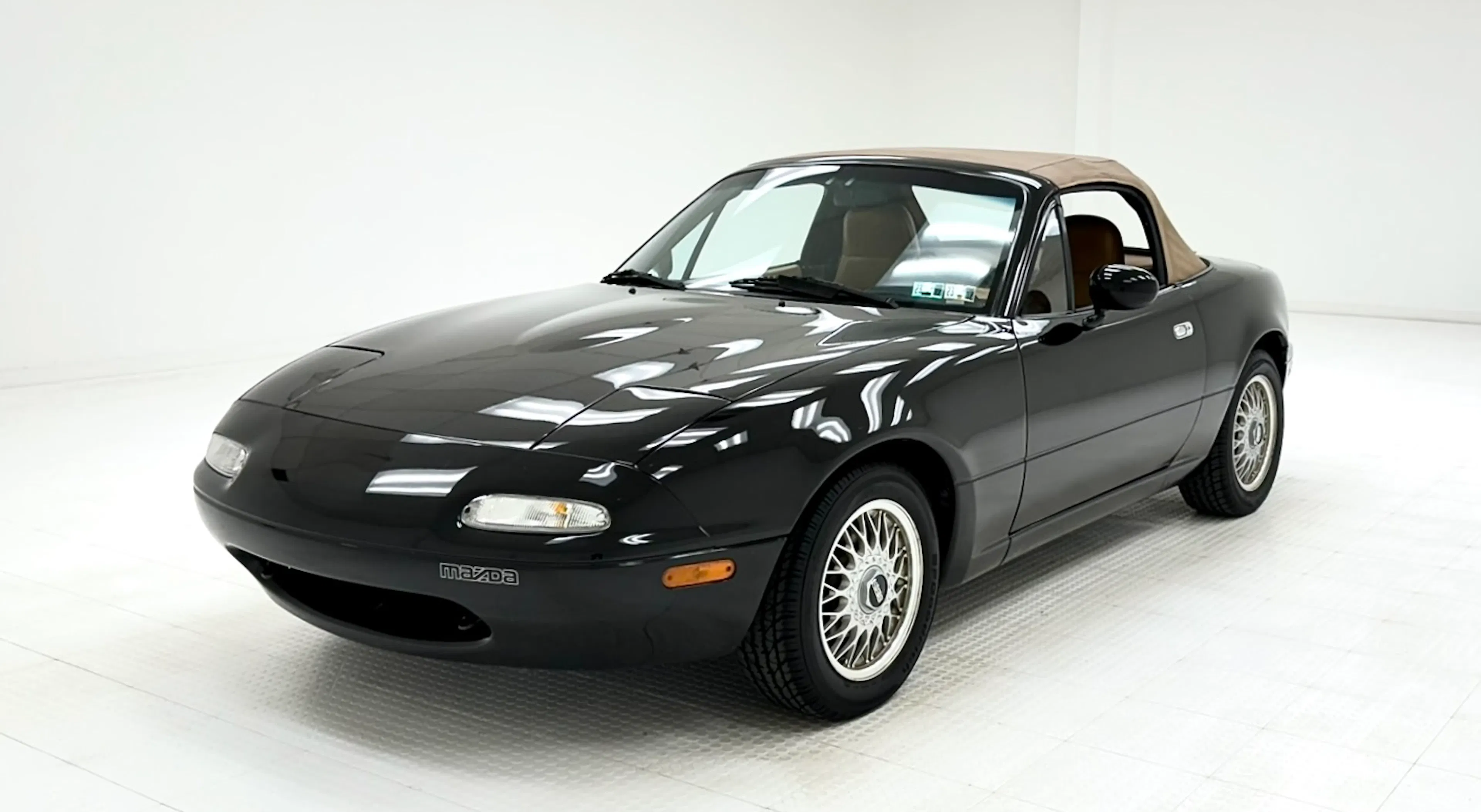 1992 Mazda MX-5 Miata 2dr Convertible Courtesy of Classic Auto Mall