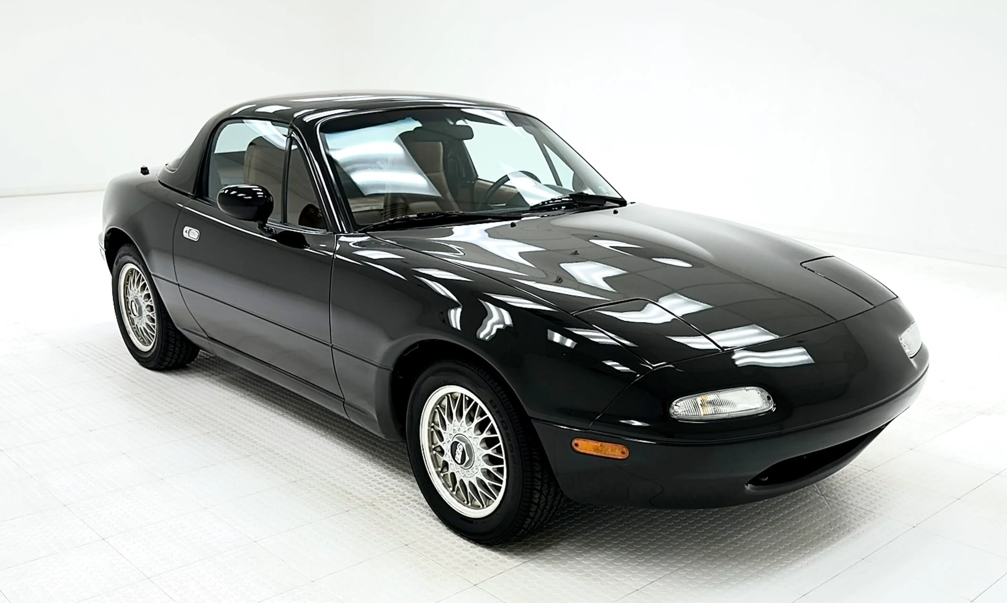 1992 Mazda MX-5 Miata 2dr Convertible Courtesy of Classic Auto Mall