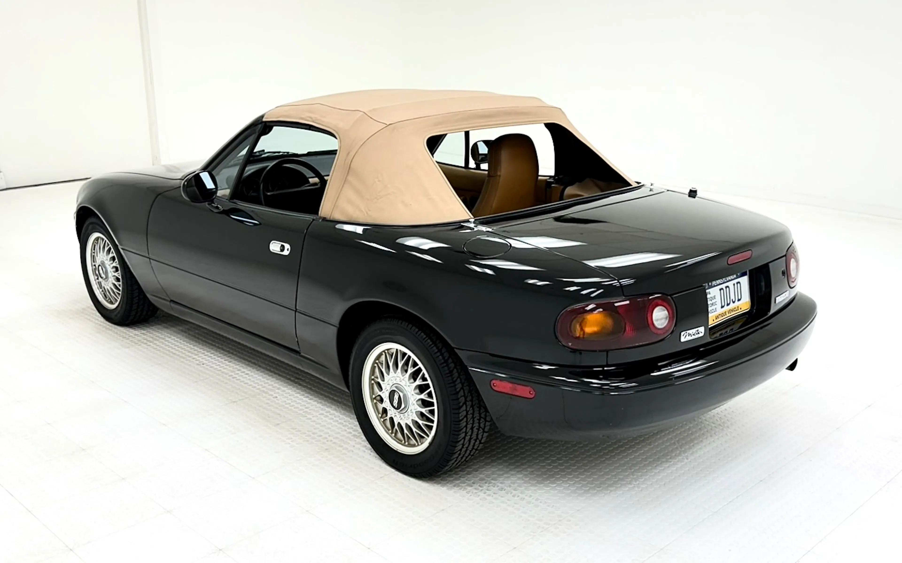 1992 Mazda MX-5 Miata 2dr Convertible Courtesy of Classic Auto Mall