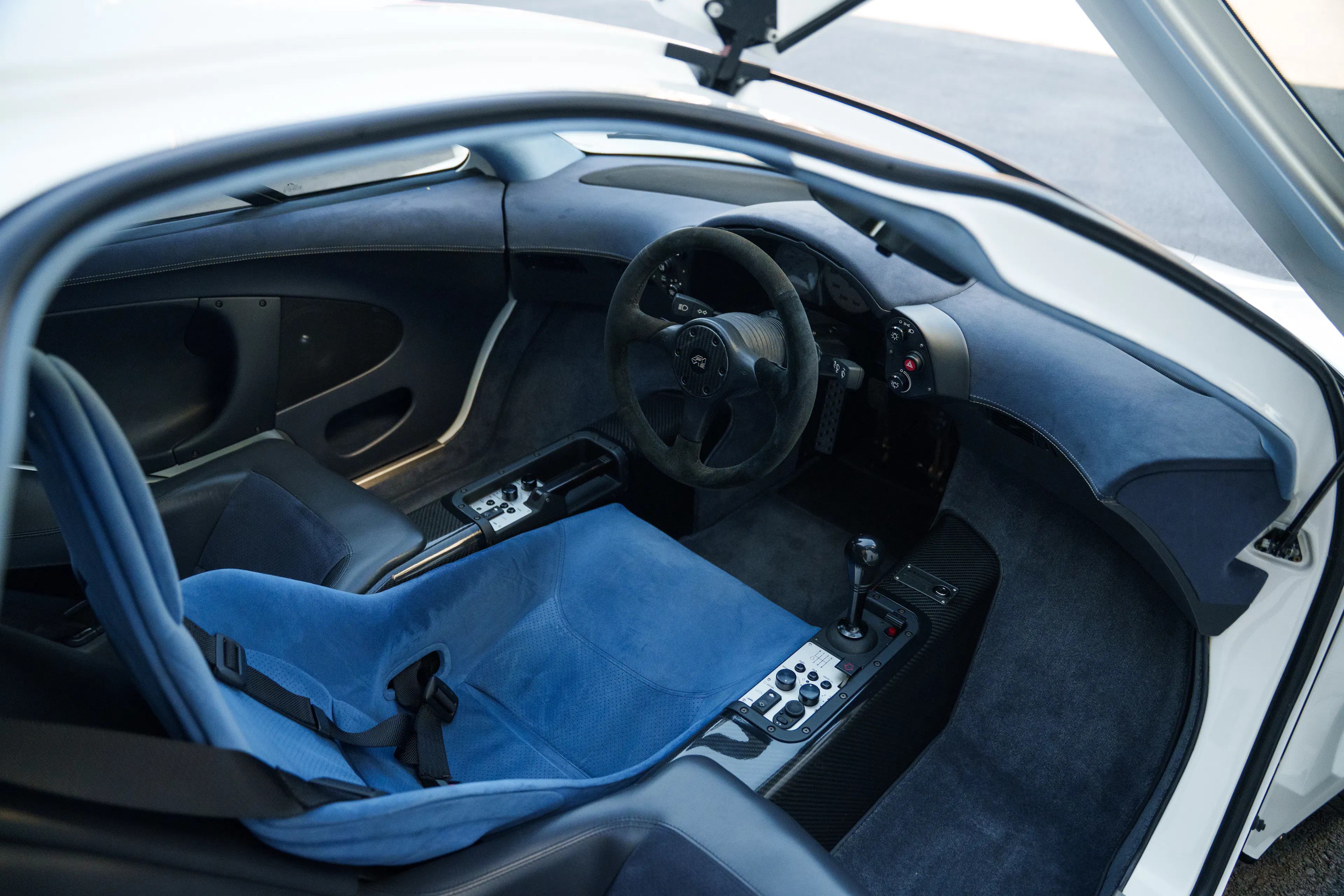 1995 McLaren F1 2dr Coupe Courtesy of Broad Arrow Auctions