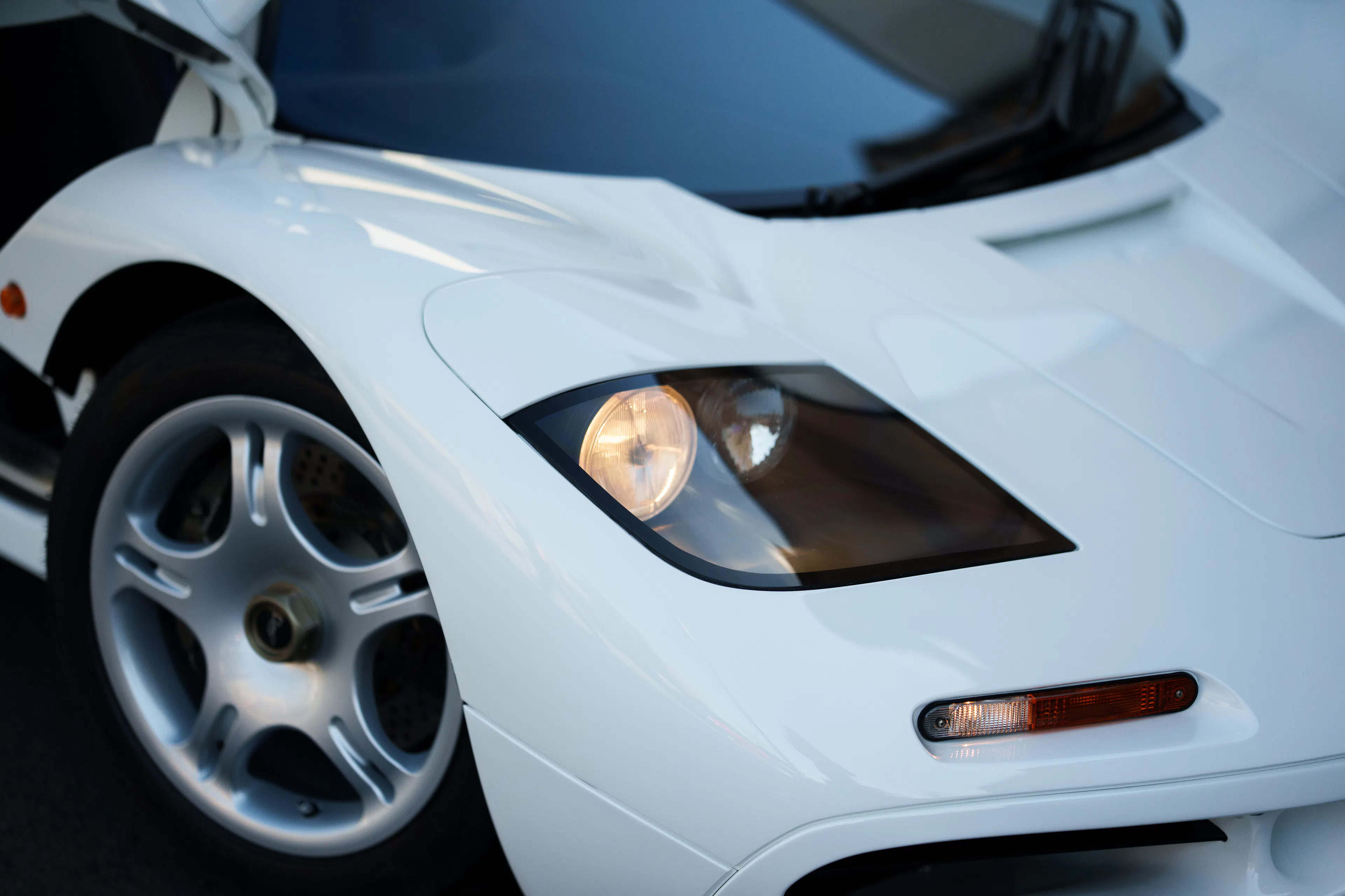 1995 McLaren F1 2dr Coupe Courtesy of Broad Arrow Auctions