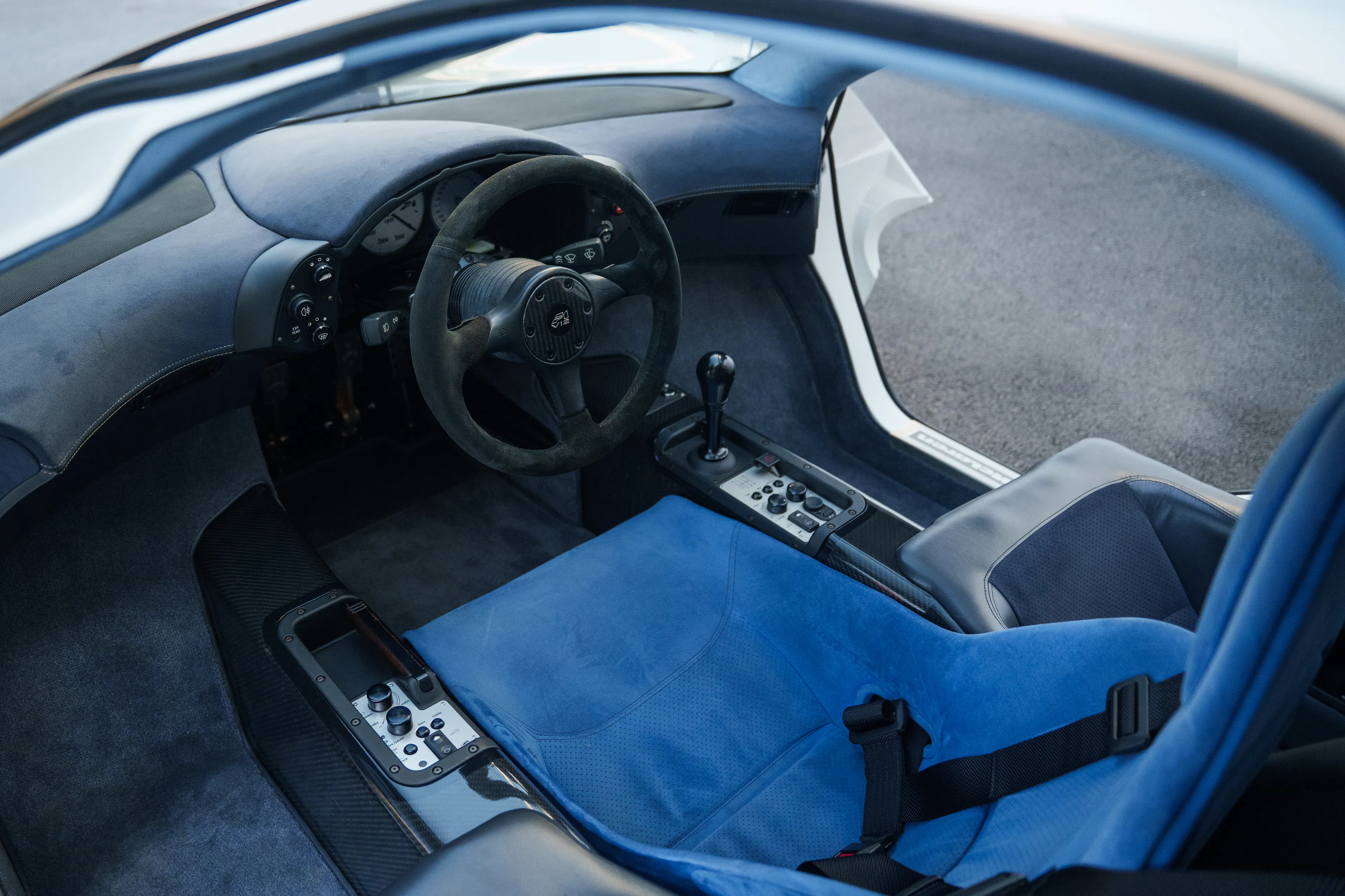1995 McLaren F1 2dr Coupe Courtesy of Broad Arrow Auctions