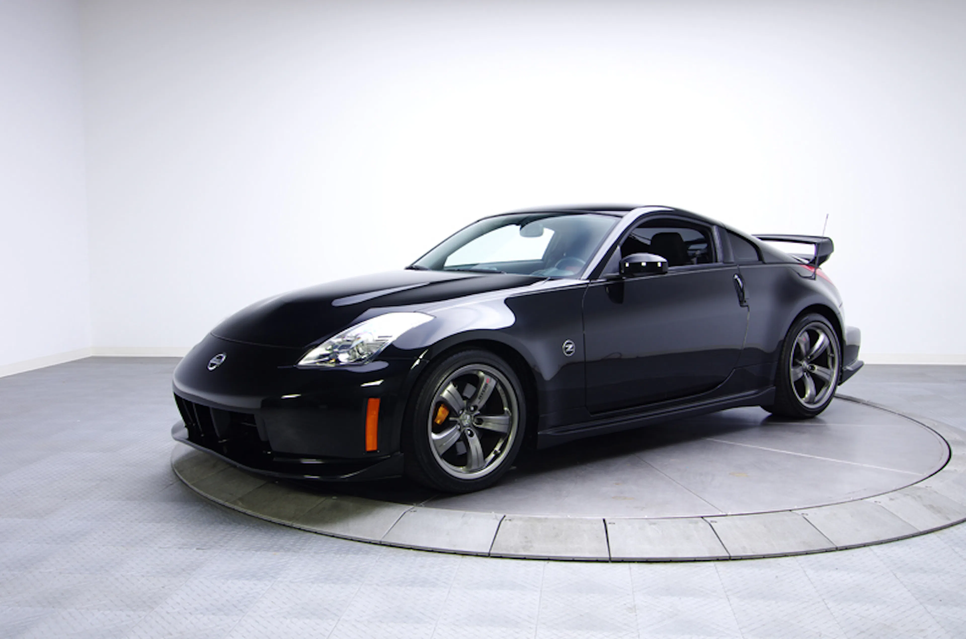 2008 Nissan 350Z NISMO 2dr Coupe Courtesy of RK Motors