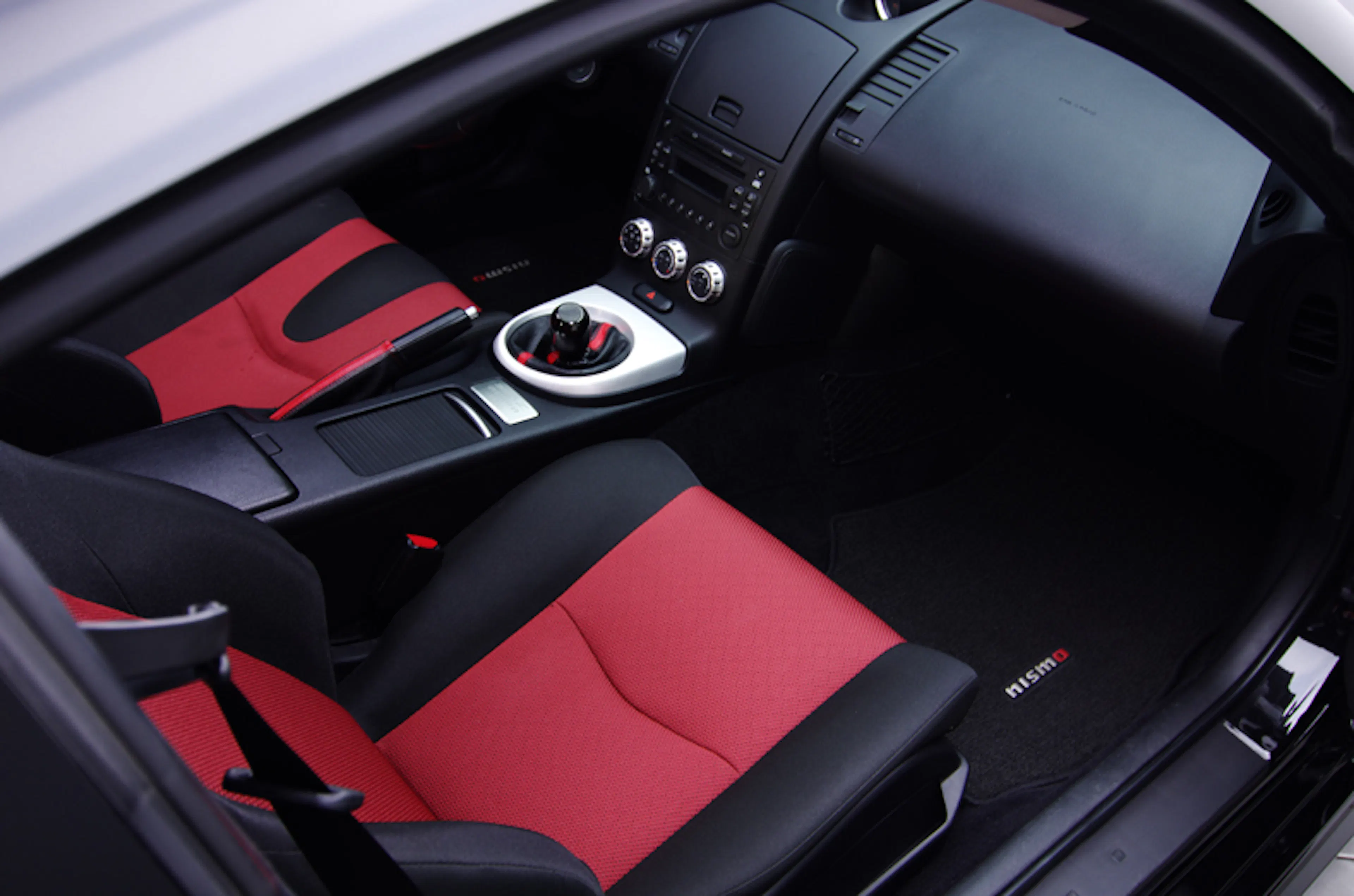 2008 Nissan 350Z NISMO 2dr Coupe Courtesy of RK Motors