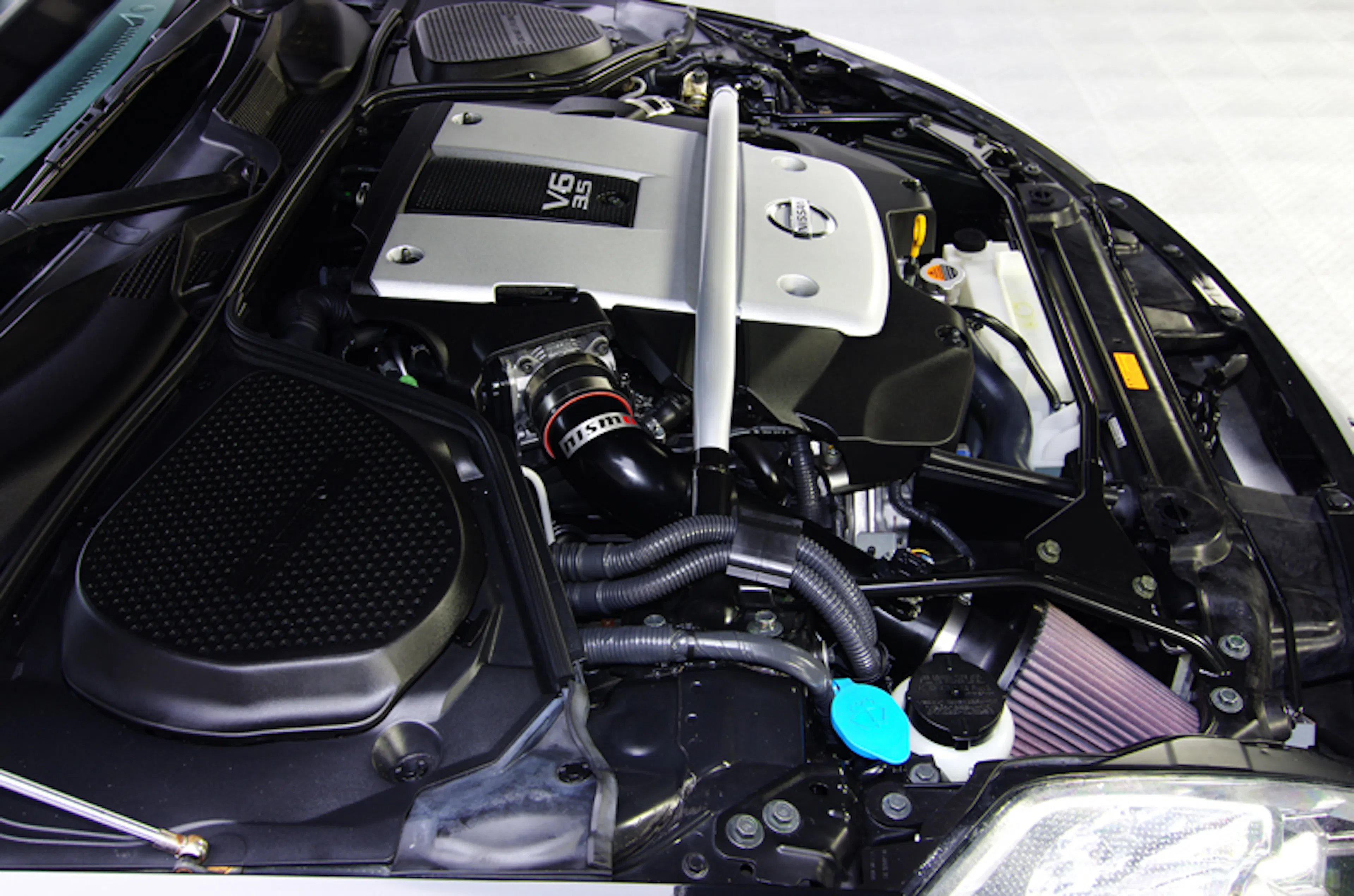 2008 Nissan 350Z NISMO 2dr Coupe Courtesy of RK Motors