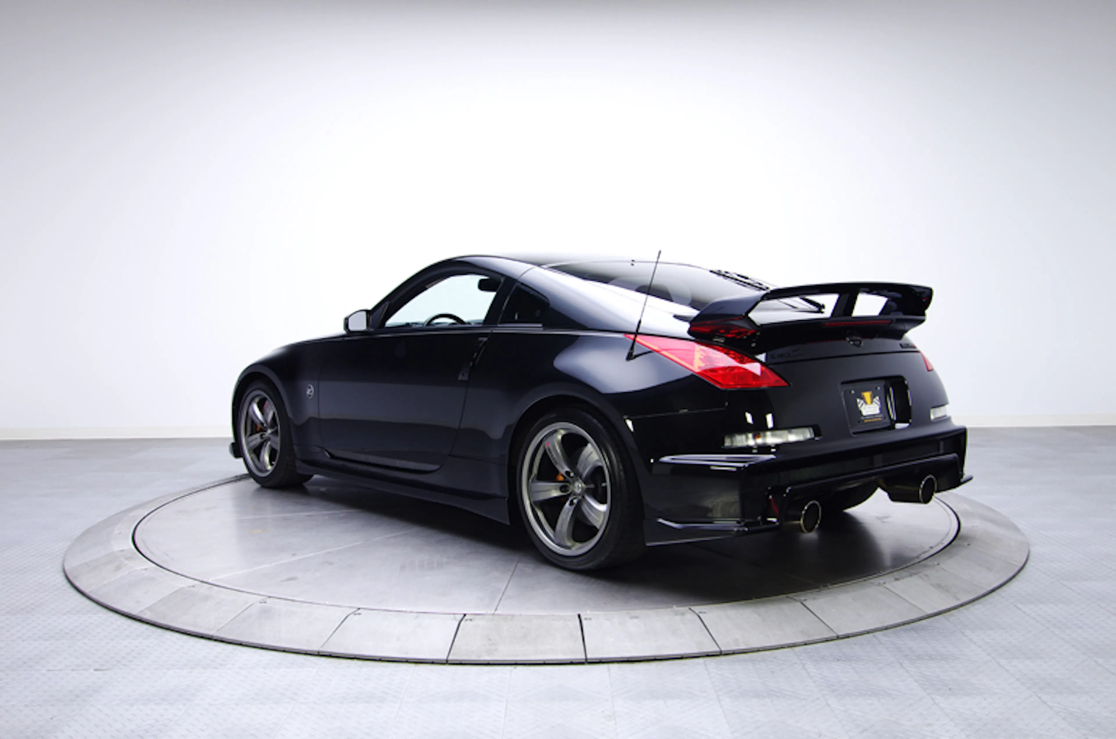 2008 Nissan 350Z NISMO 2dr Coupe Courtesy of RK Motors