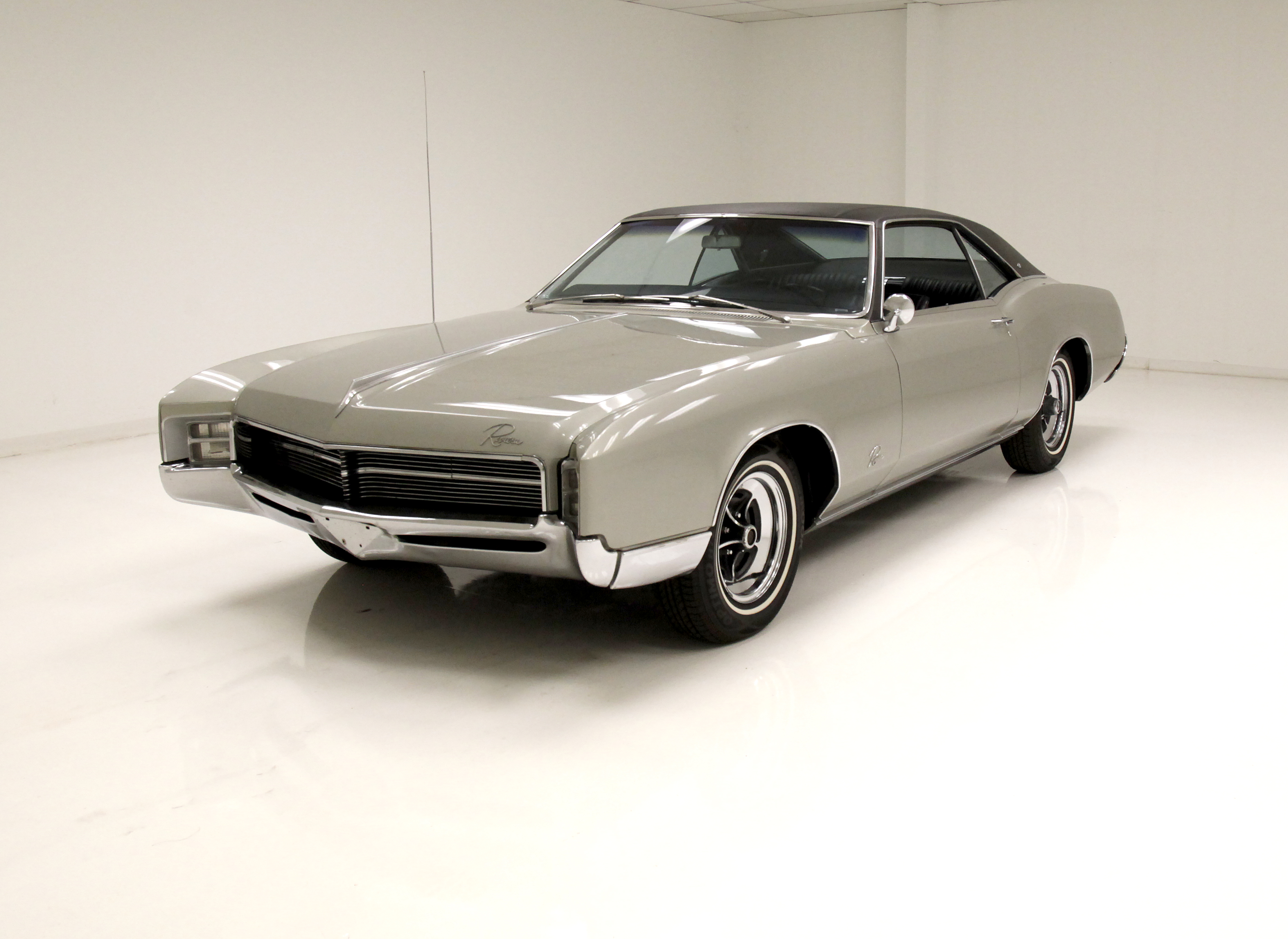 1967 Buick Riviera Base | Hagerty Valuation Tools