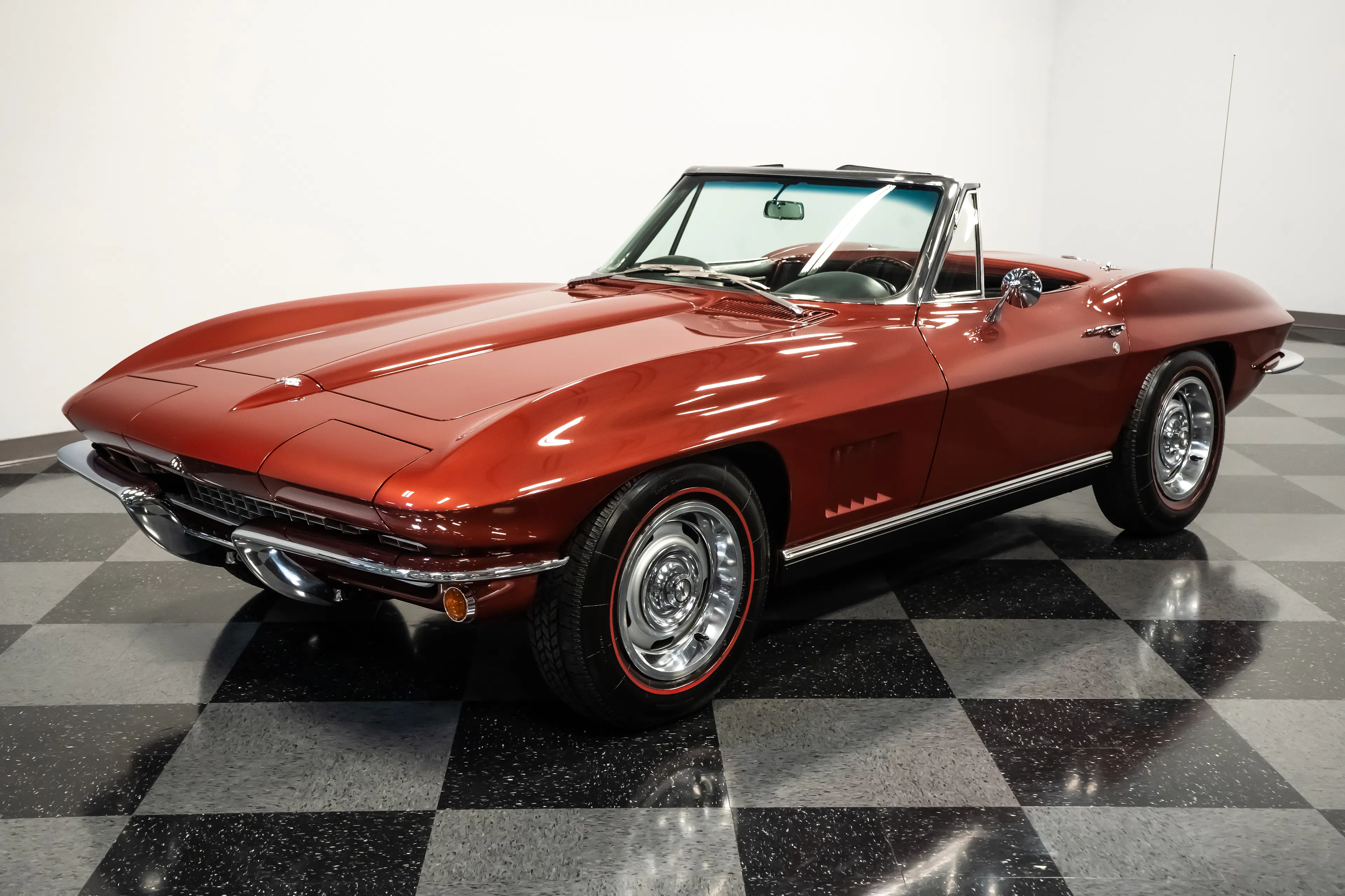 1967 Chevrolet Corvette Courtesy of Jim Lingley, Streetside Classic & Jose Pardo