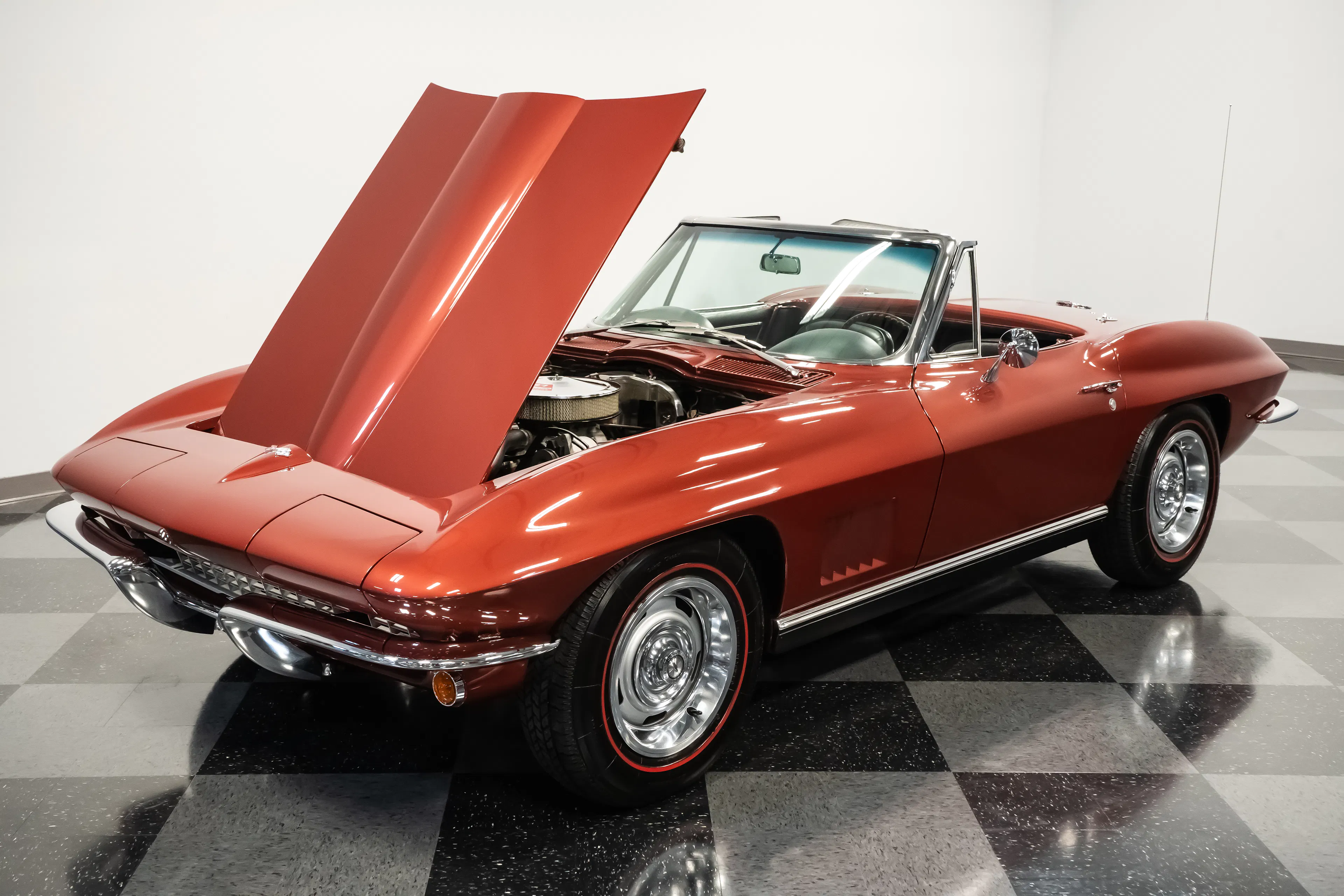 1967 Chevrolet Corvette Courtesy of Jim Lingley, Streetside Classic & Jose Pardo