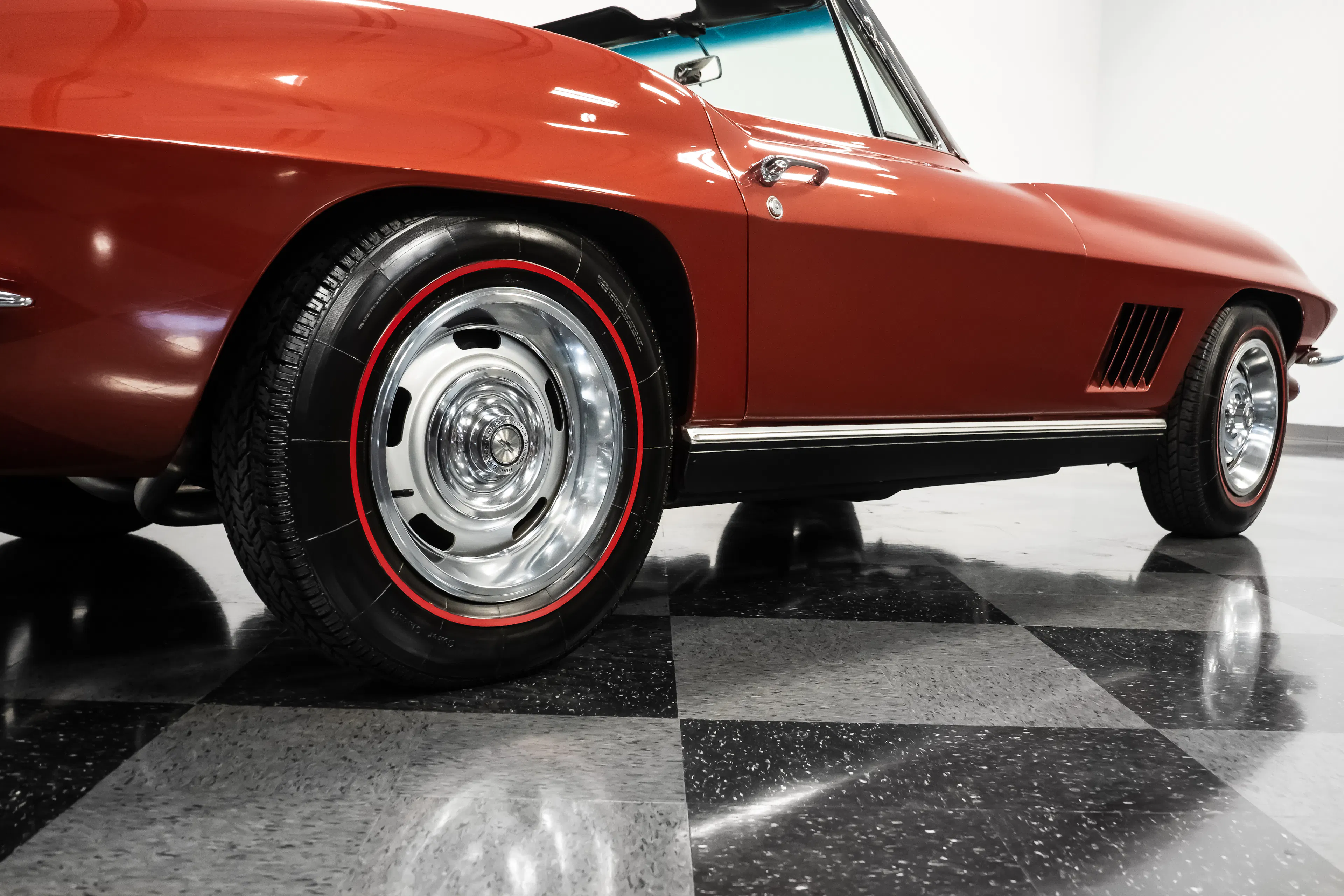 1967 Chevrolet Corvette Courtesy of Jim Lingley, Streetside Classic & Jose Pardo
