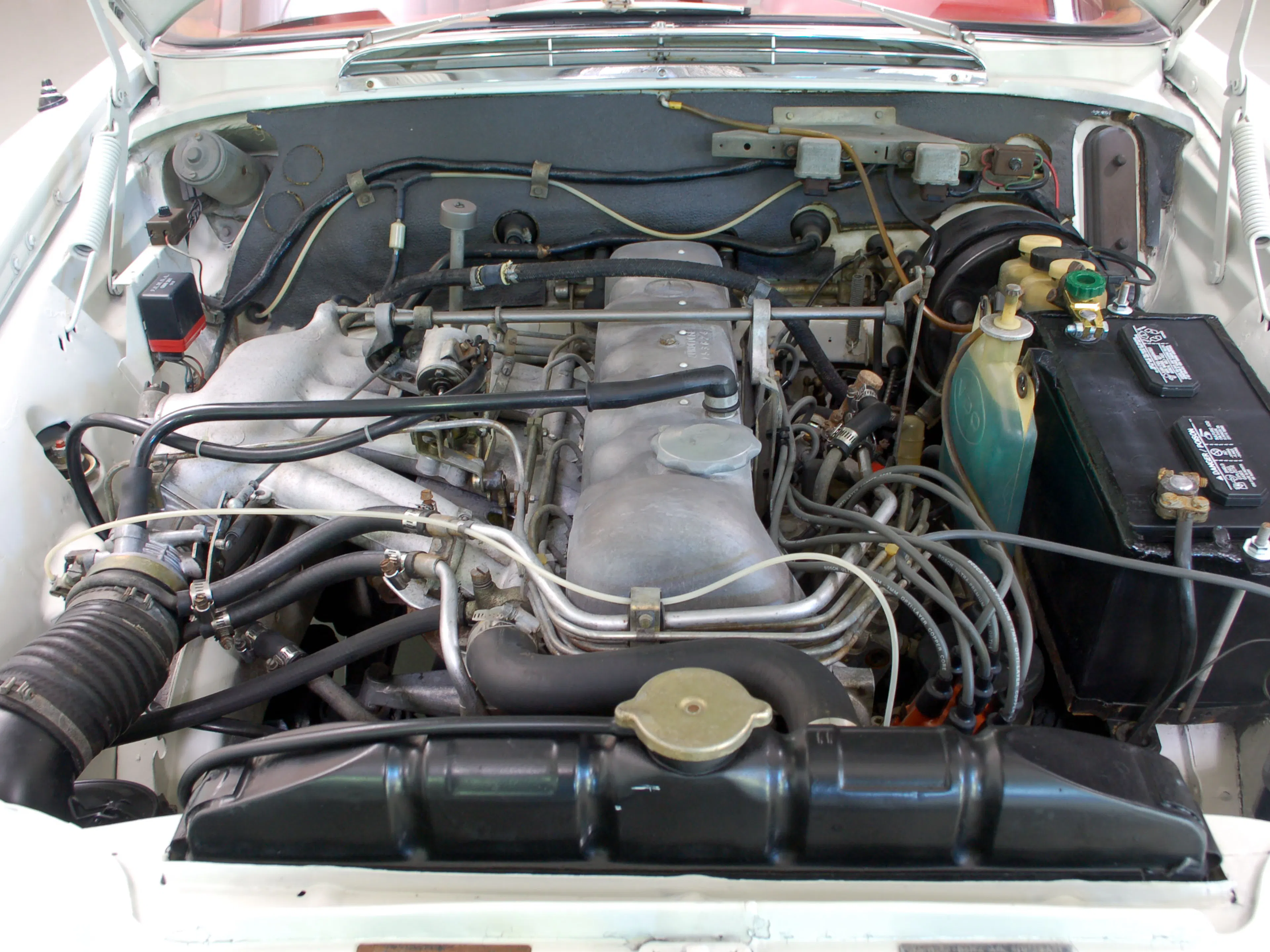 1967 Mercedes-Benz 250SE 2dr Coupe Courtesy of Hyman Ltd.