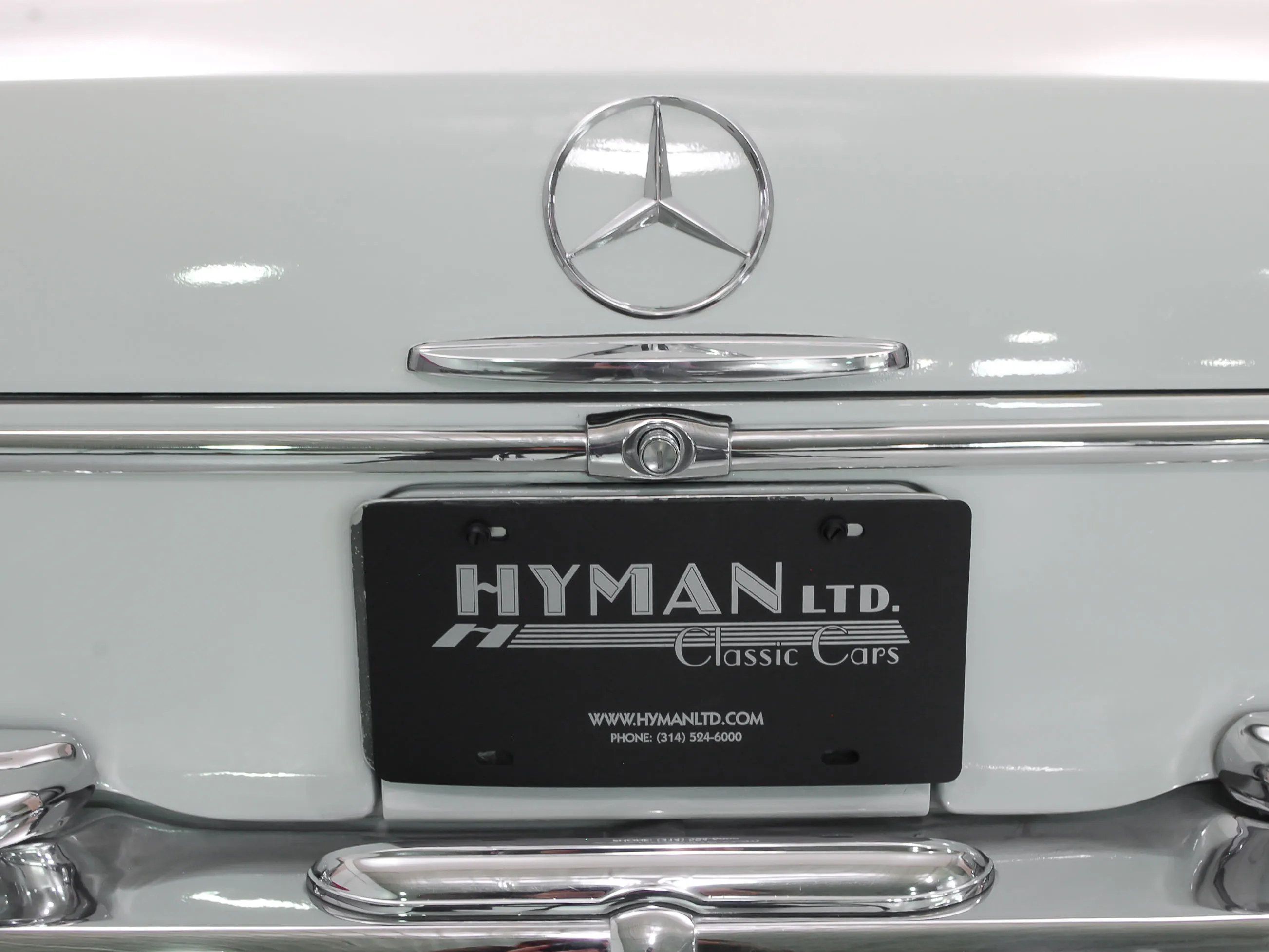 1967 Mercedes-Benz 250SE 2dr Coupe Courtesy of Hyman Ltd.
