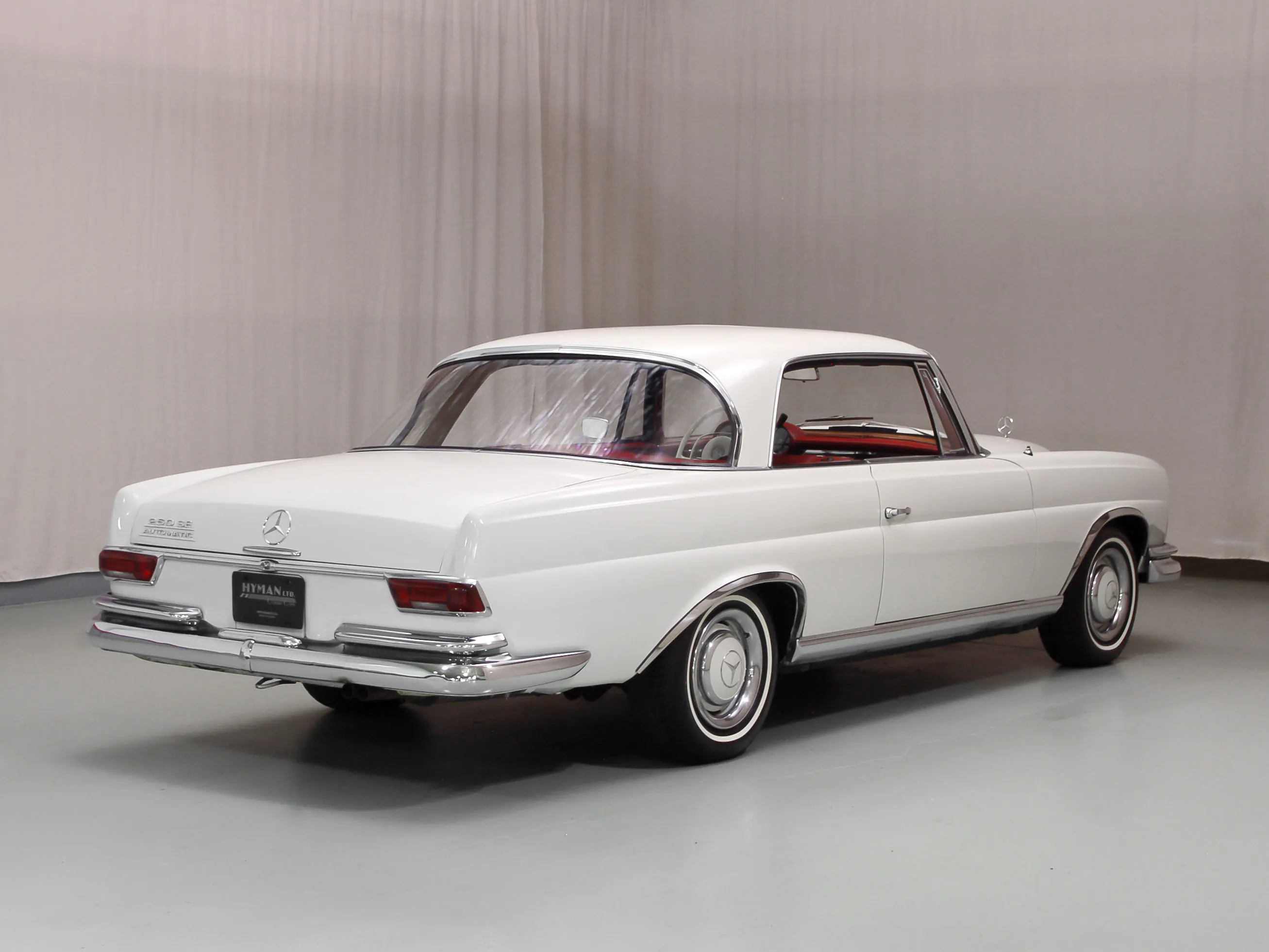 1967 Mercedes-Benz 250SE 2dr Coupe Courtesy of Hyman Ltd.