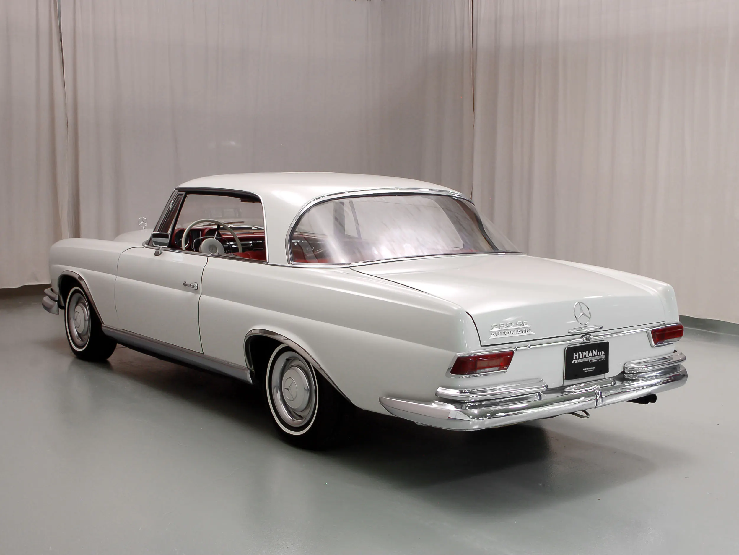1967 Mercedes-Benz 250SE 2dr Coupe Courtesy of Hyman Ltd.