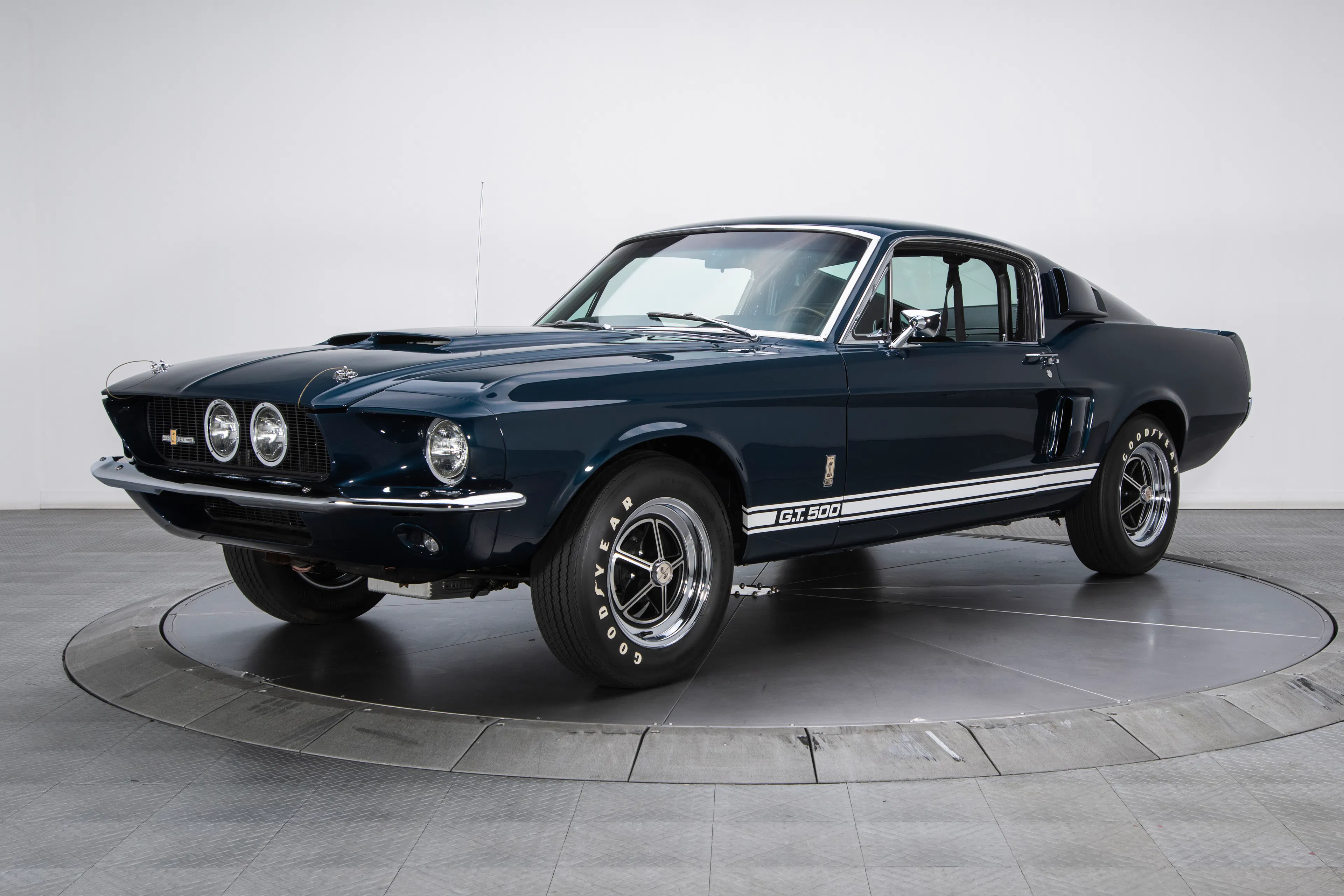 1967 Shelby GT500 2dr Fastback Courtesy of RK Motors