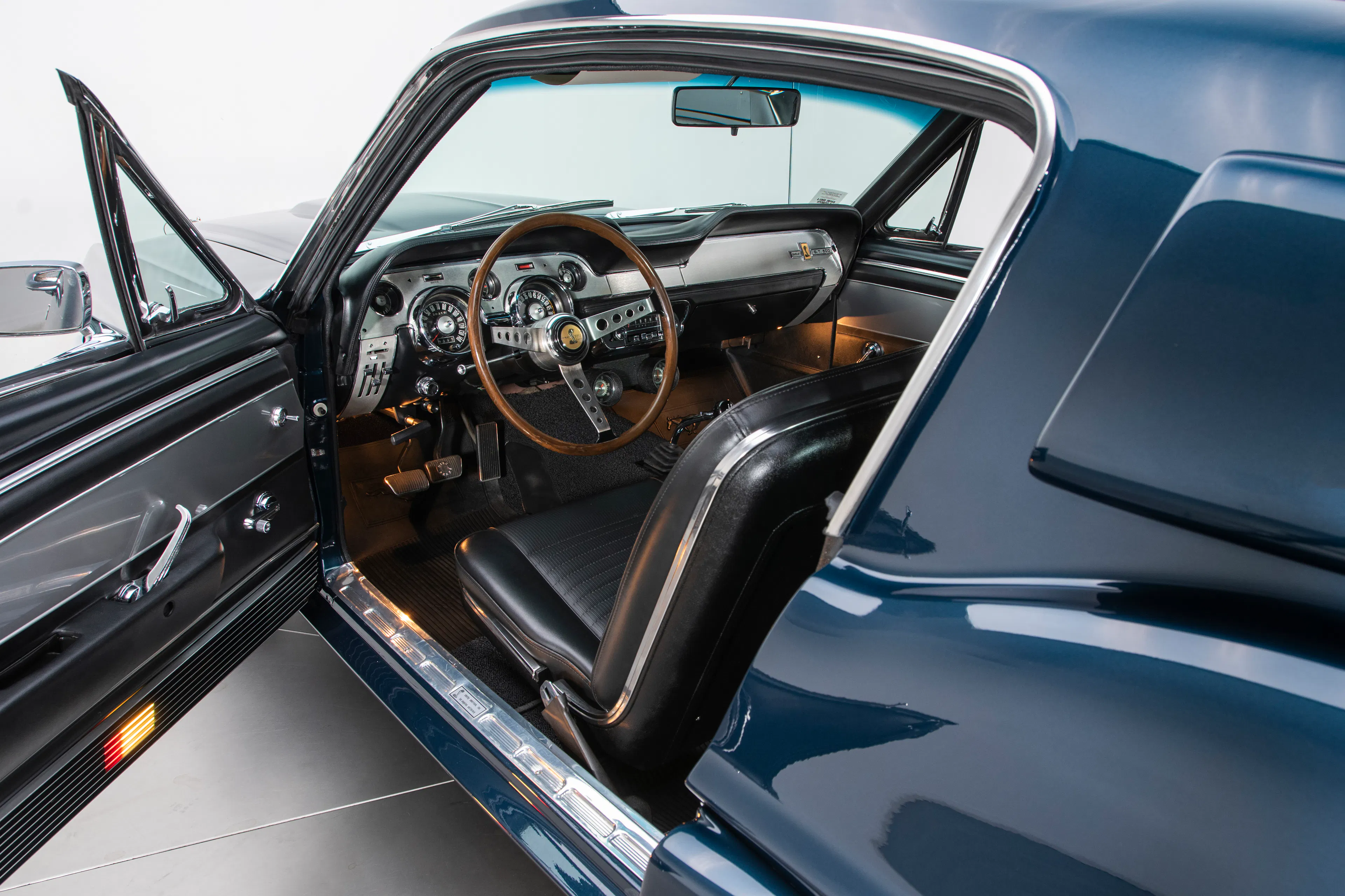 1967 Shelby GT500 2dr Fastback Courtesy of RK Motors