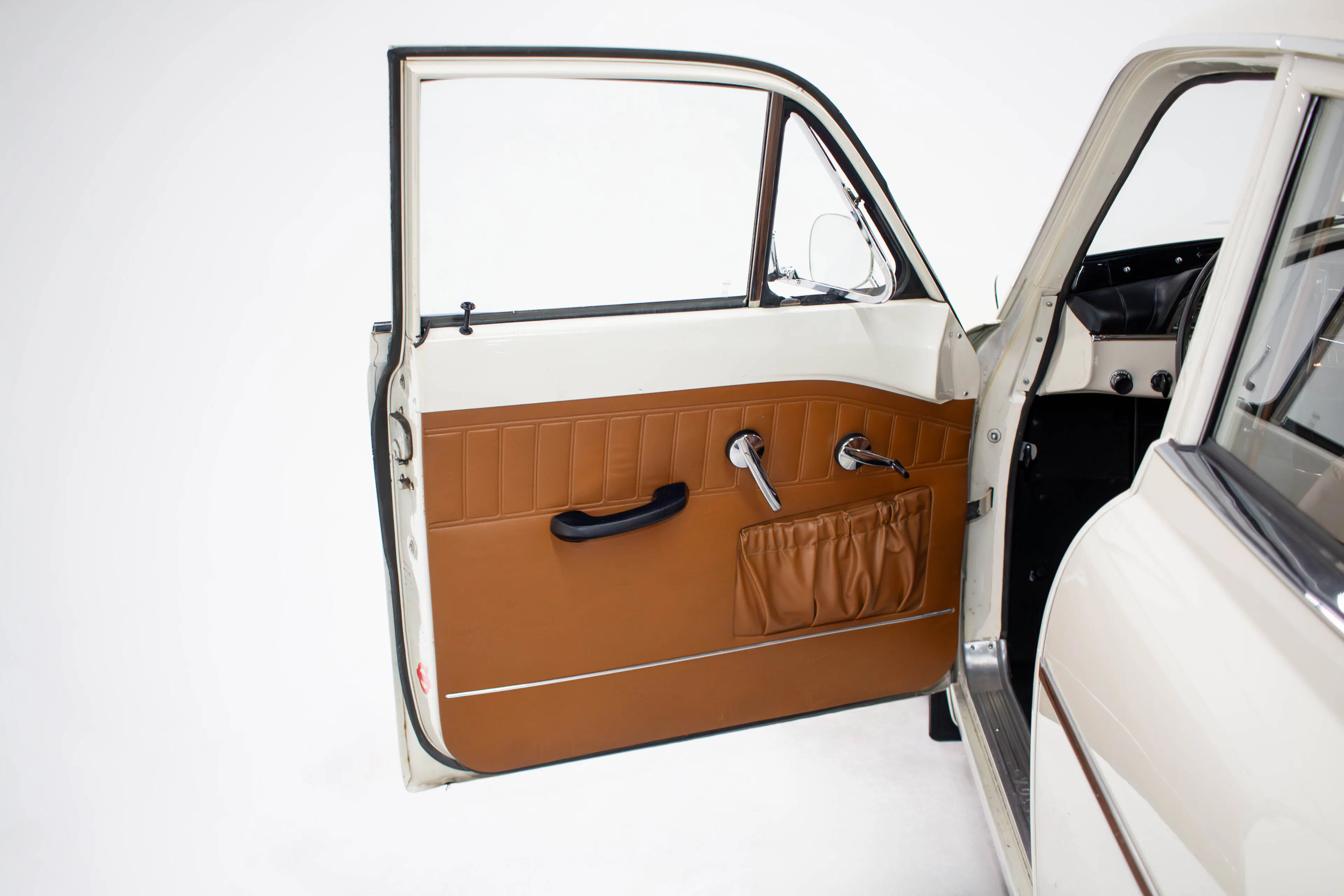 1967 Volvo 122S 4dr Sedan Courtesy of Michelle Click