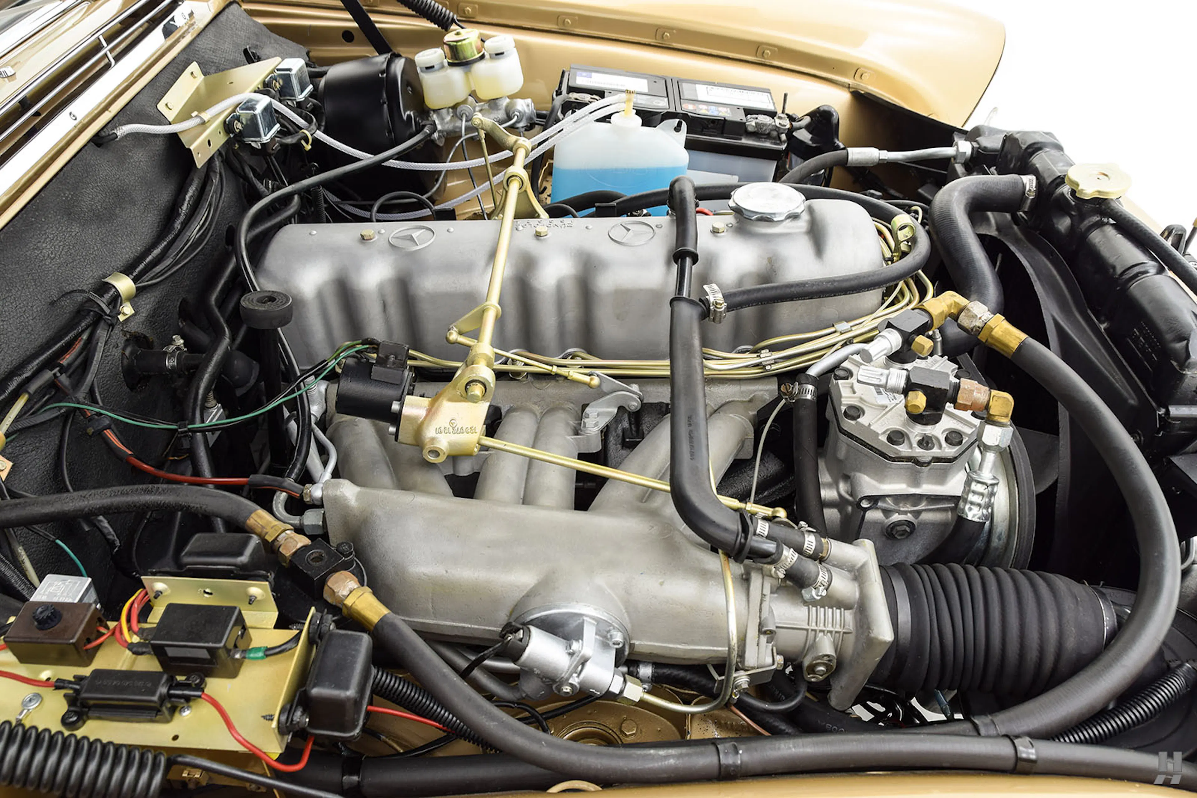 1969 Mercedes-Benz 280SE 2dr Cabriolet Courtesy of Hyman Ltd.