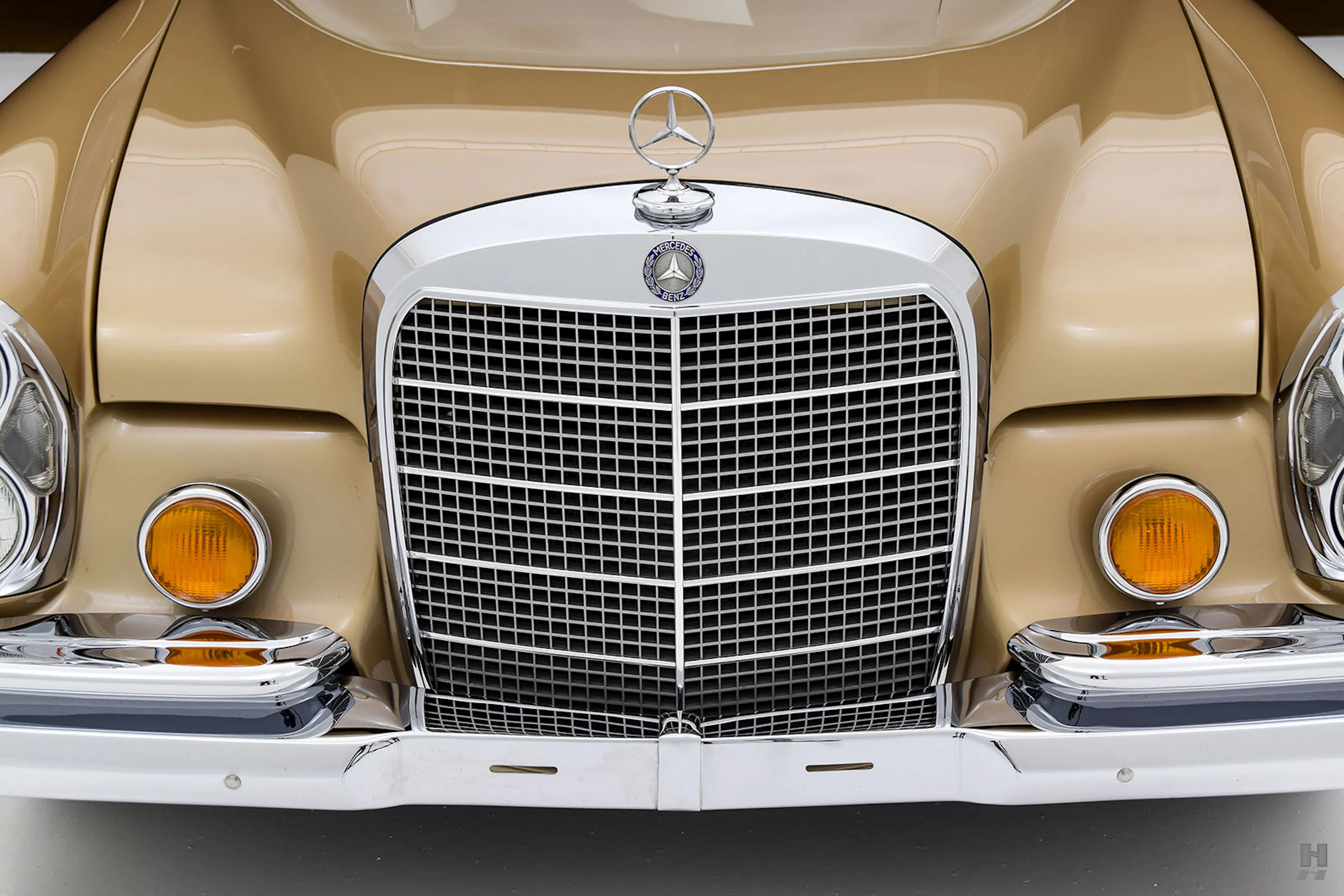 1969 Mercedes-Benz 280SE 2dr Cabriolet Courtesy of Hyman Ltd.