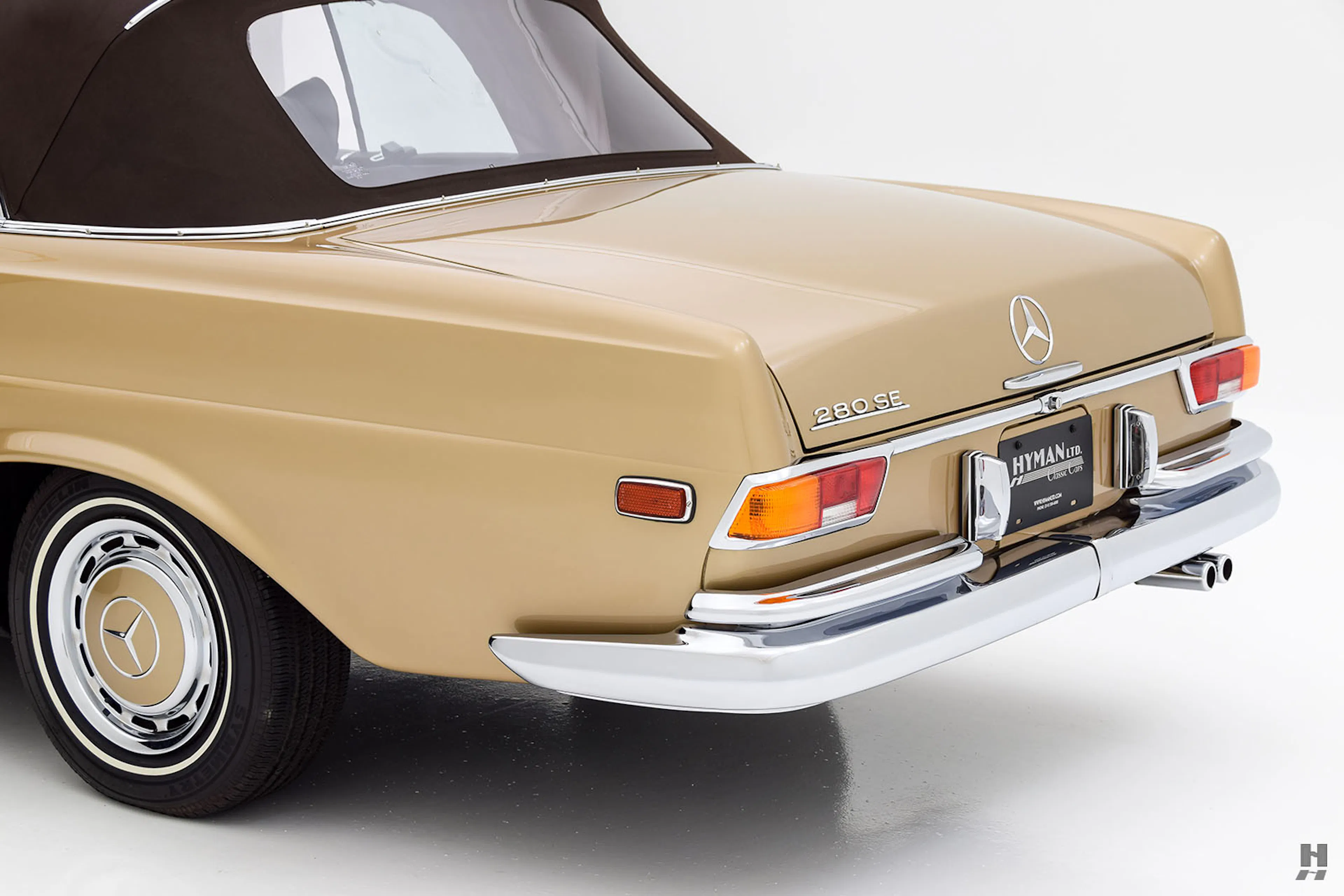 1969 Mercedes-Benz 280SE 2dr Cabriolet Courtesy of Hyman Ltd.