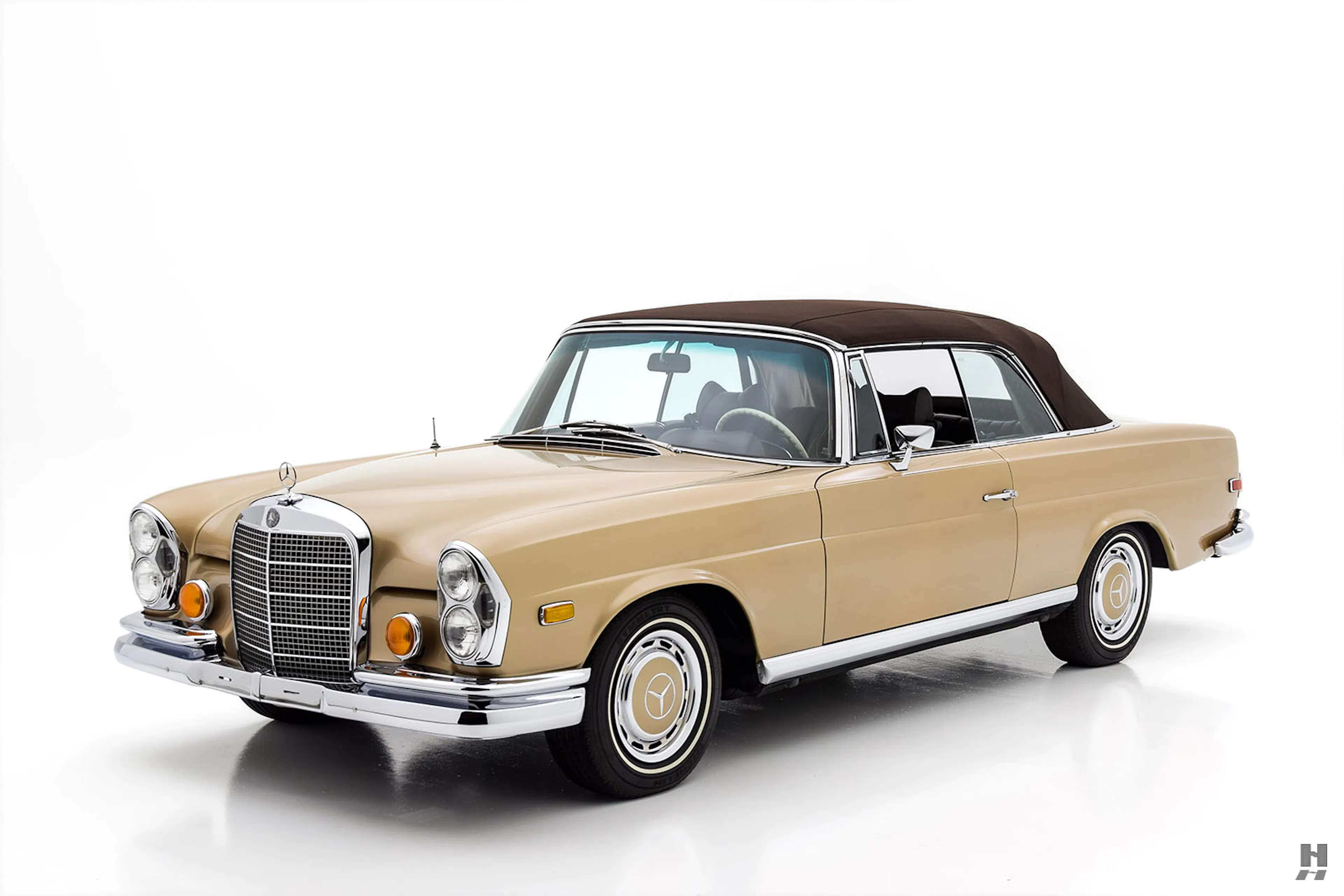 1969 Mercedes-Benz 280SE 2dr Cabriolet Courtesy of Hyman Ltd.