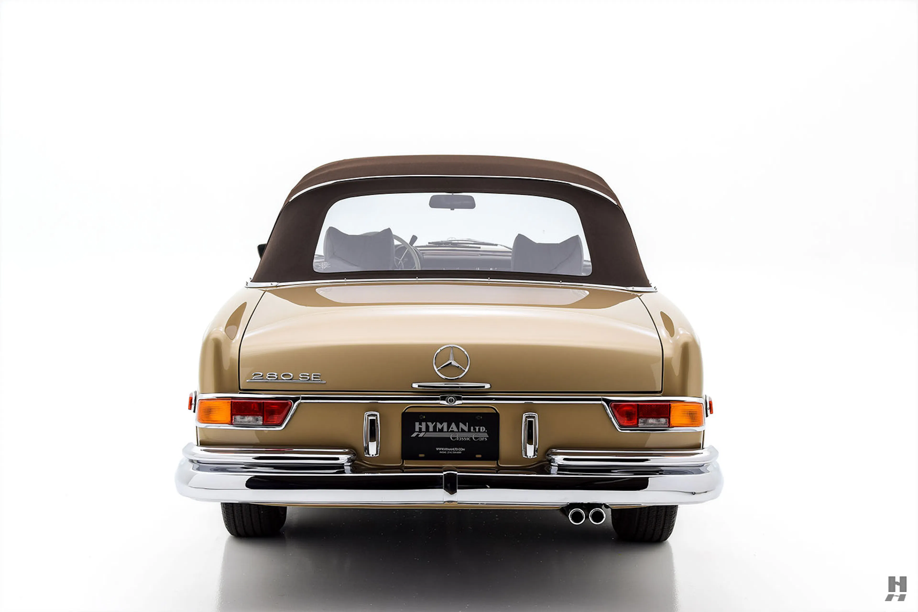 1969 Mercedes-Benz 280SE 2dr Cabriolet Courtesy of Hyman Ltd.