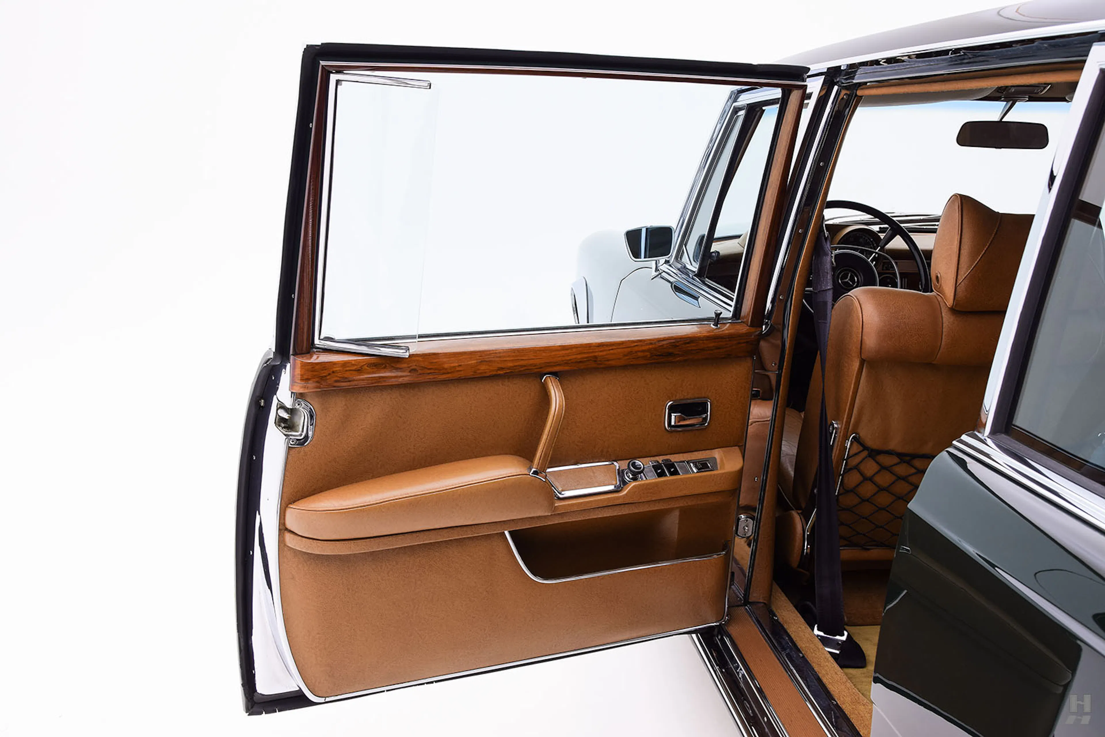 1969 Mercedes-Benz 600 4dr Sedan Courtesy of Hyman Ltd.