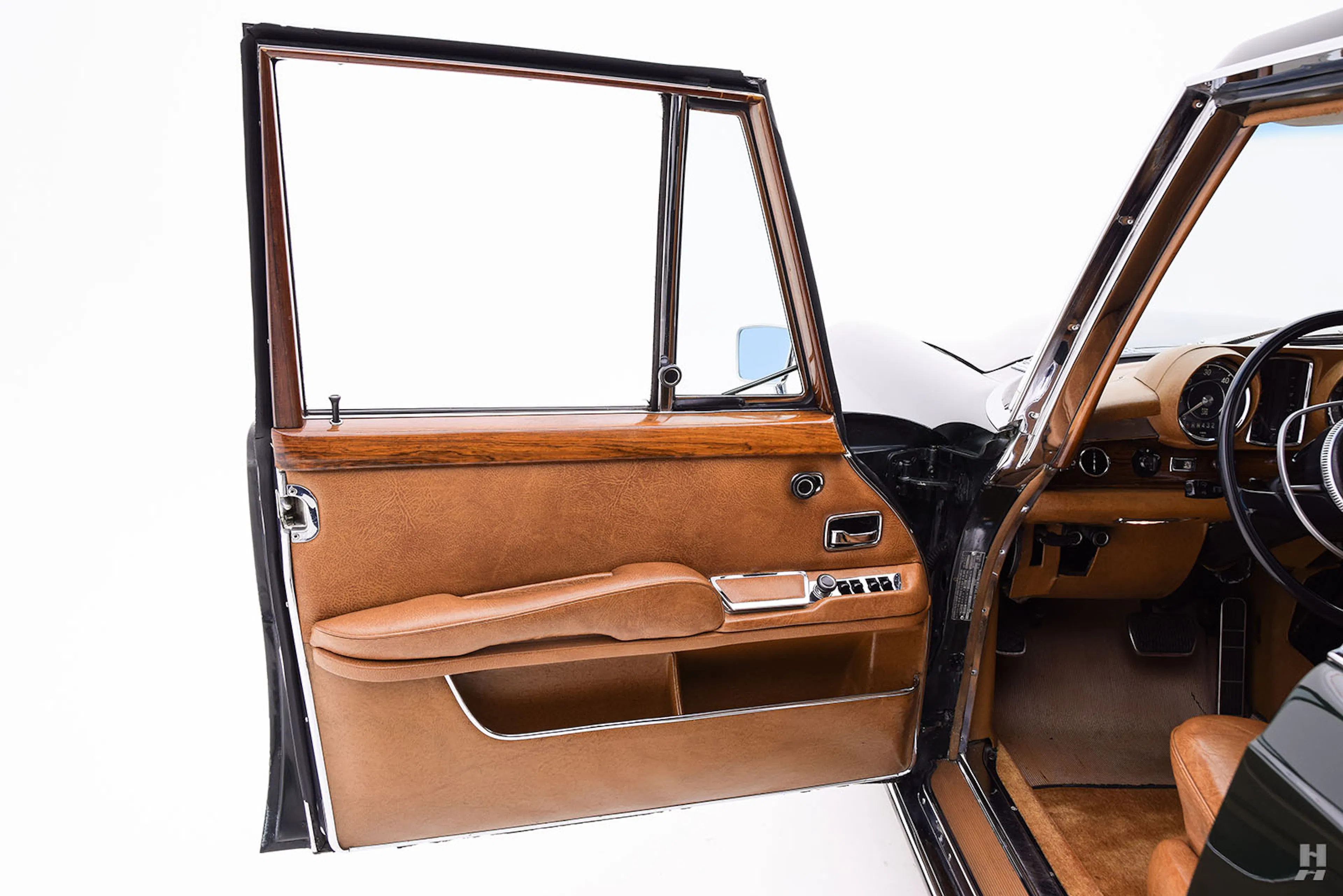 1969 Mercedes-Benz 600 4dr Sedan Courtesy of Hyman Ltd.