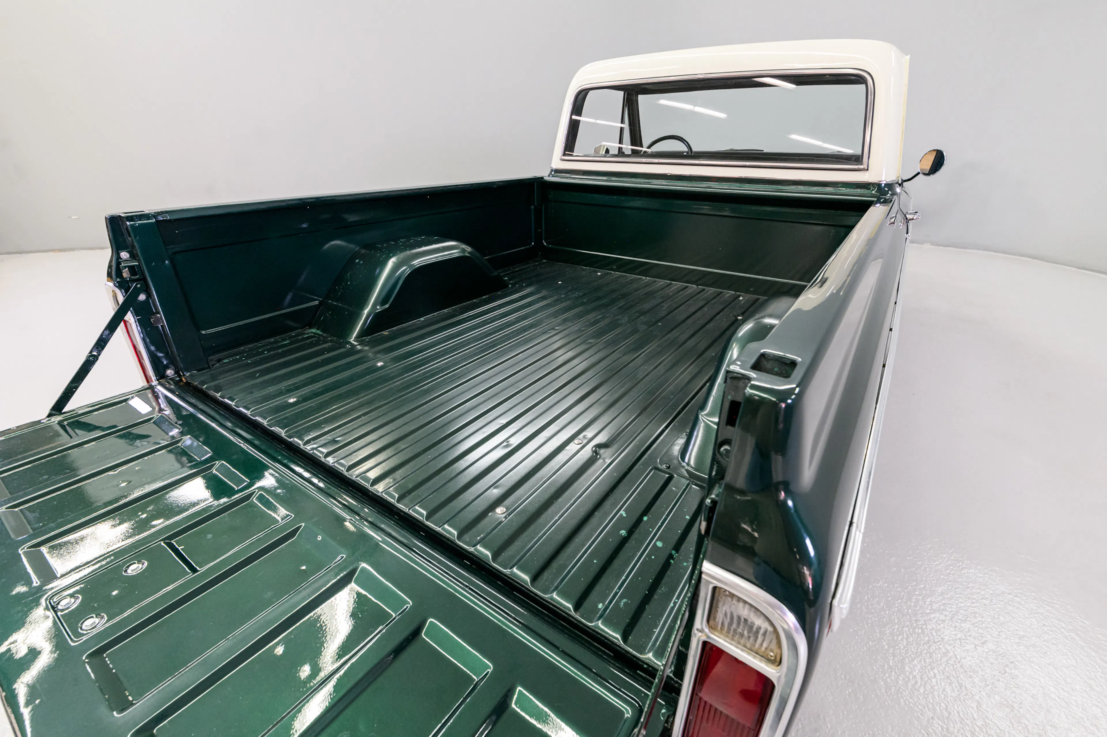 1970 Chevrolet C10 1/2 Ton 2dr Fleetside Short Bed Pickup Courtesy of AutoBarn Classic Cars