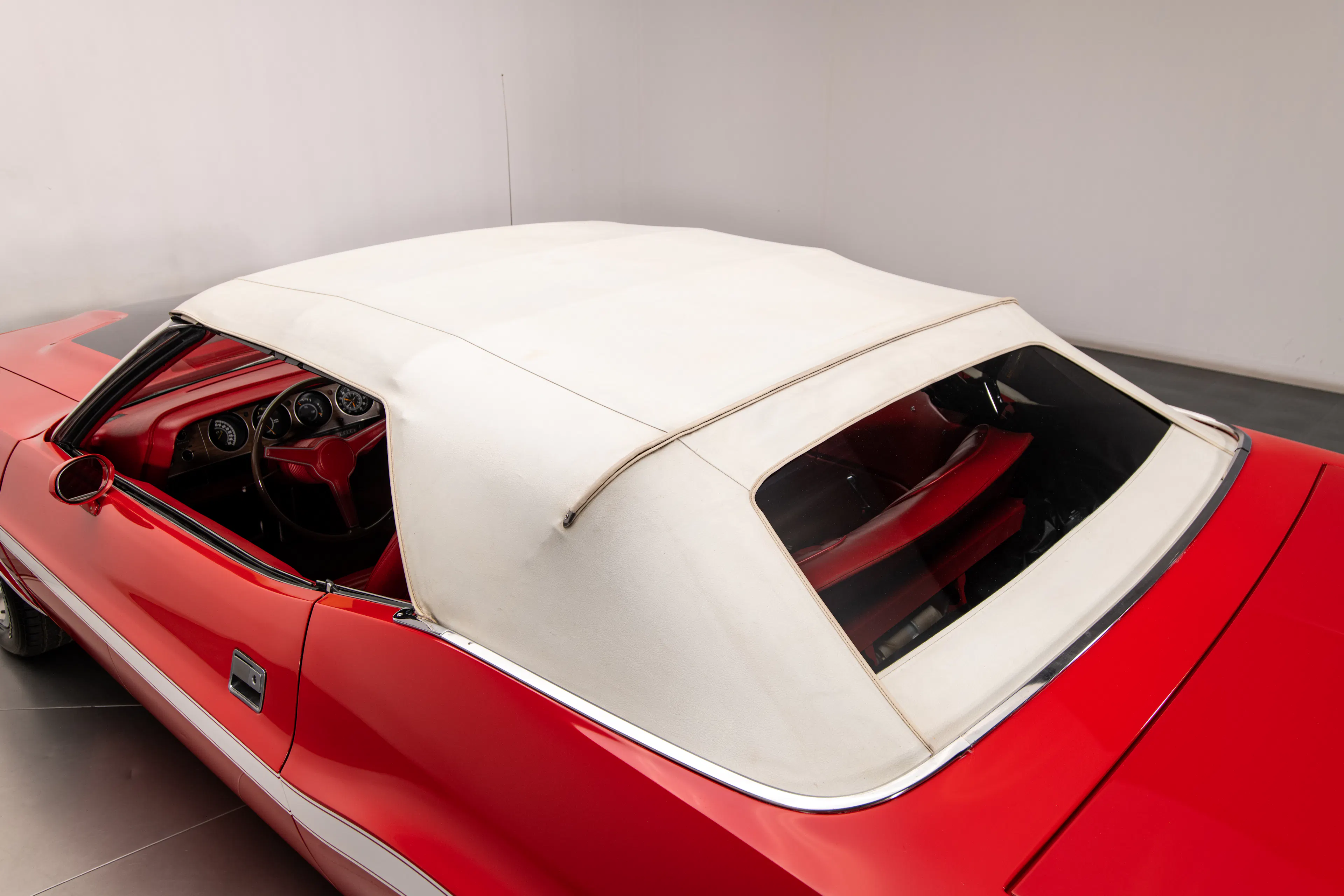1970 Dodge Challenger R/T 2dr Convertible Courtesy of RK Motors