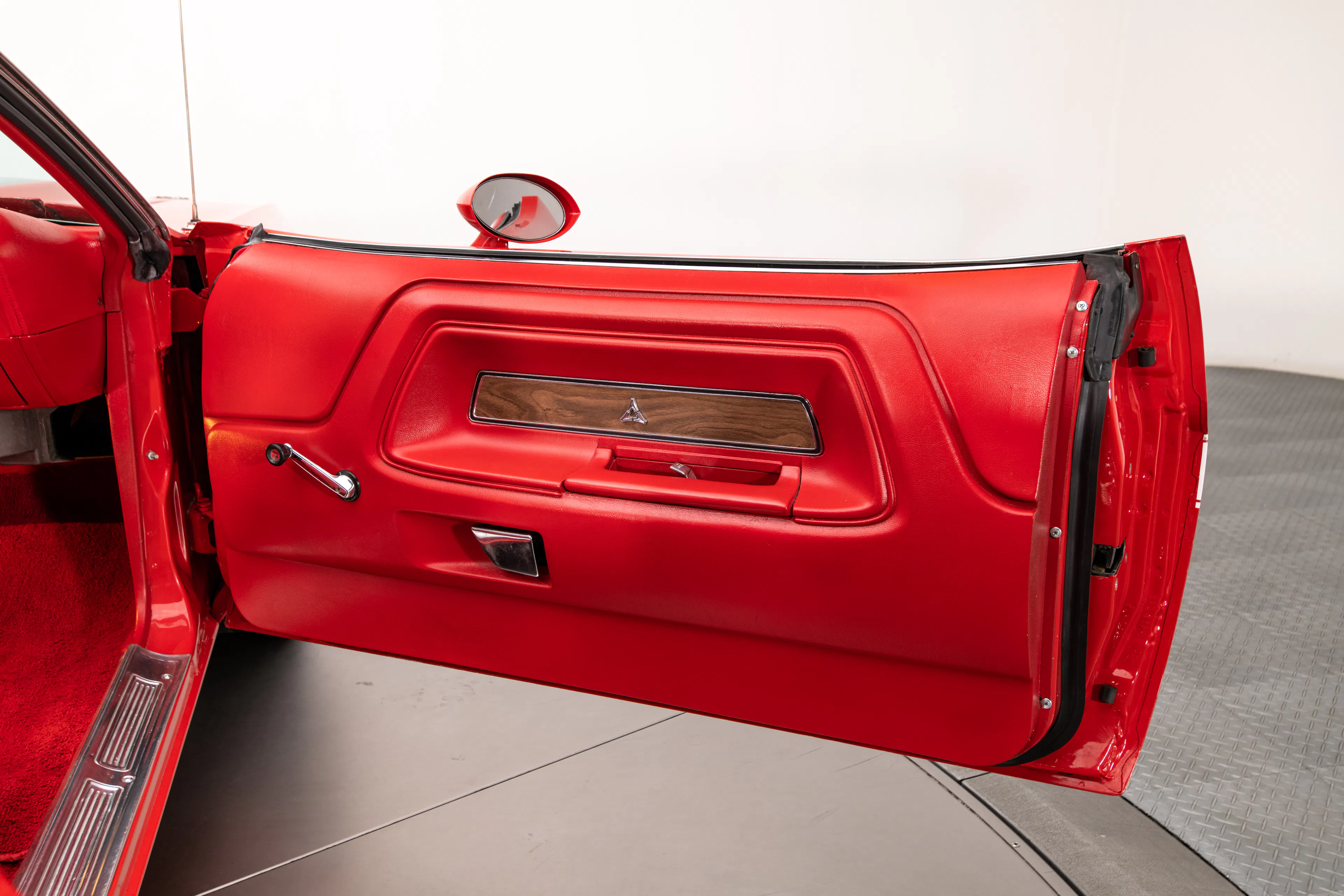 1970 Dodge Challenger R/T 2dr Convertible Courtesy of RK Motors