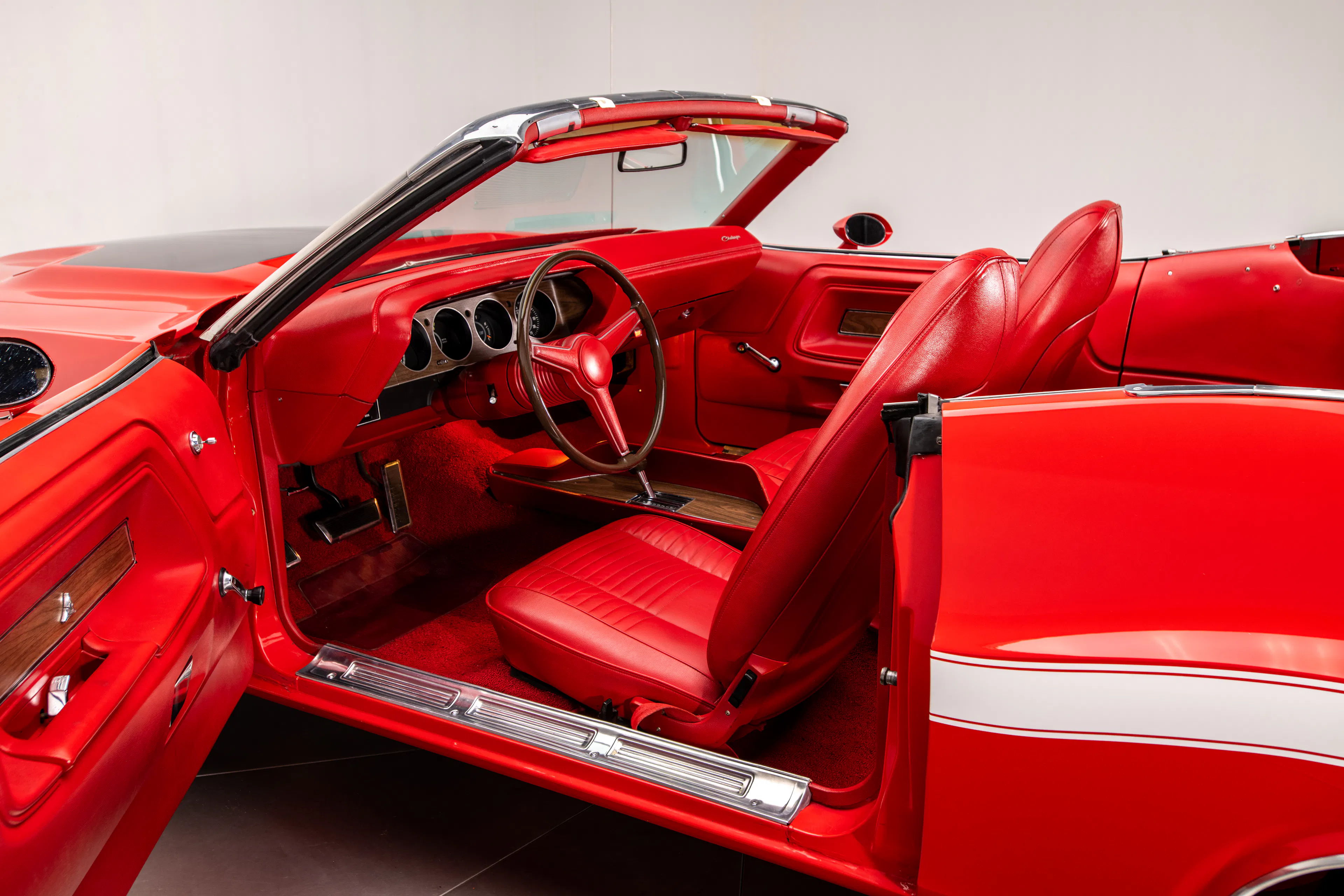 1970 Dodge Challenger R/T 2dr Convertible Courtesy of RK Motors
