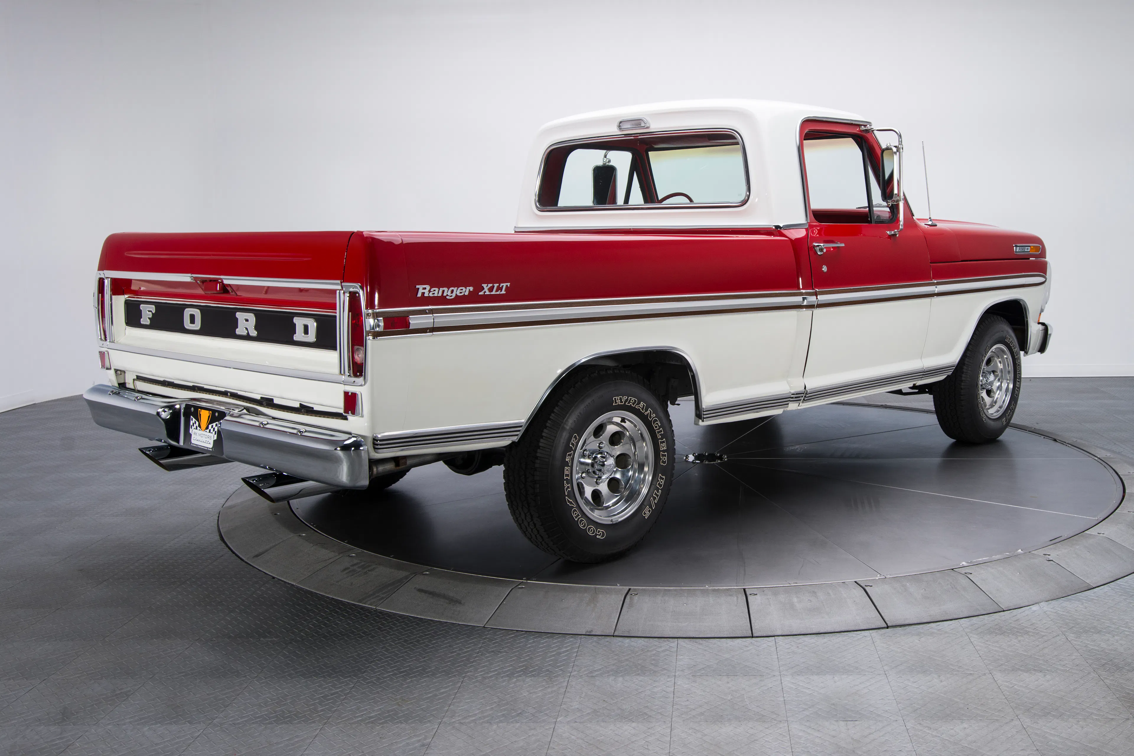 1970 Ford F-100 Ranger XLT 2dr Styleside Long Bed Courtesy of RK Motors