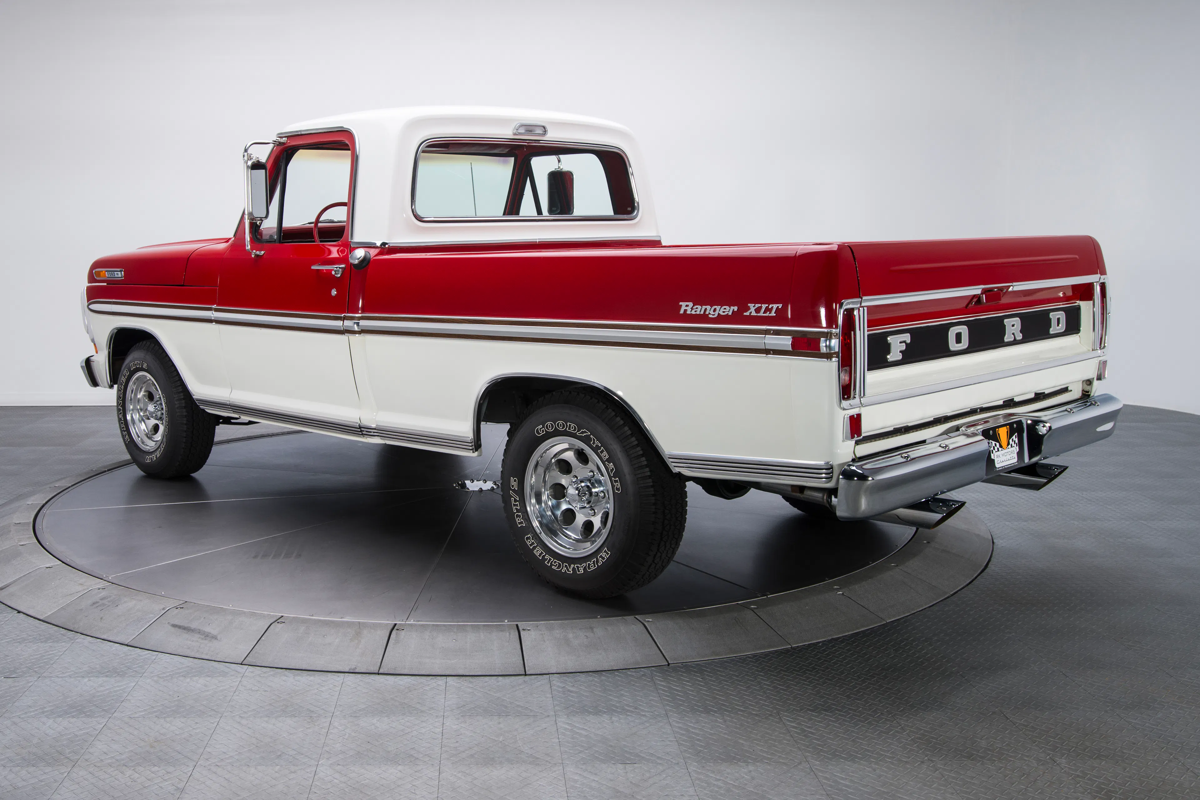 1970 Ford F-100 Ranger XLT 2dr Styleside Long Bed Courtesy of RK Motors