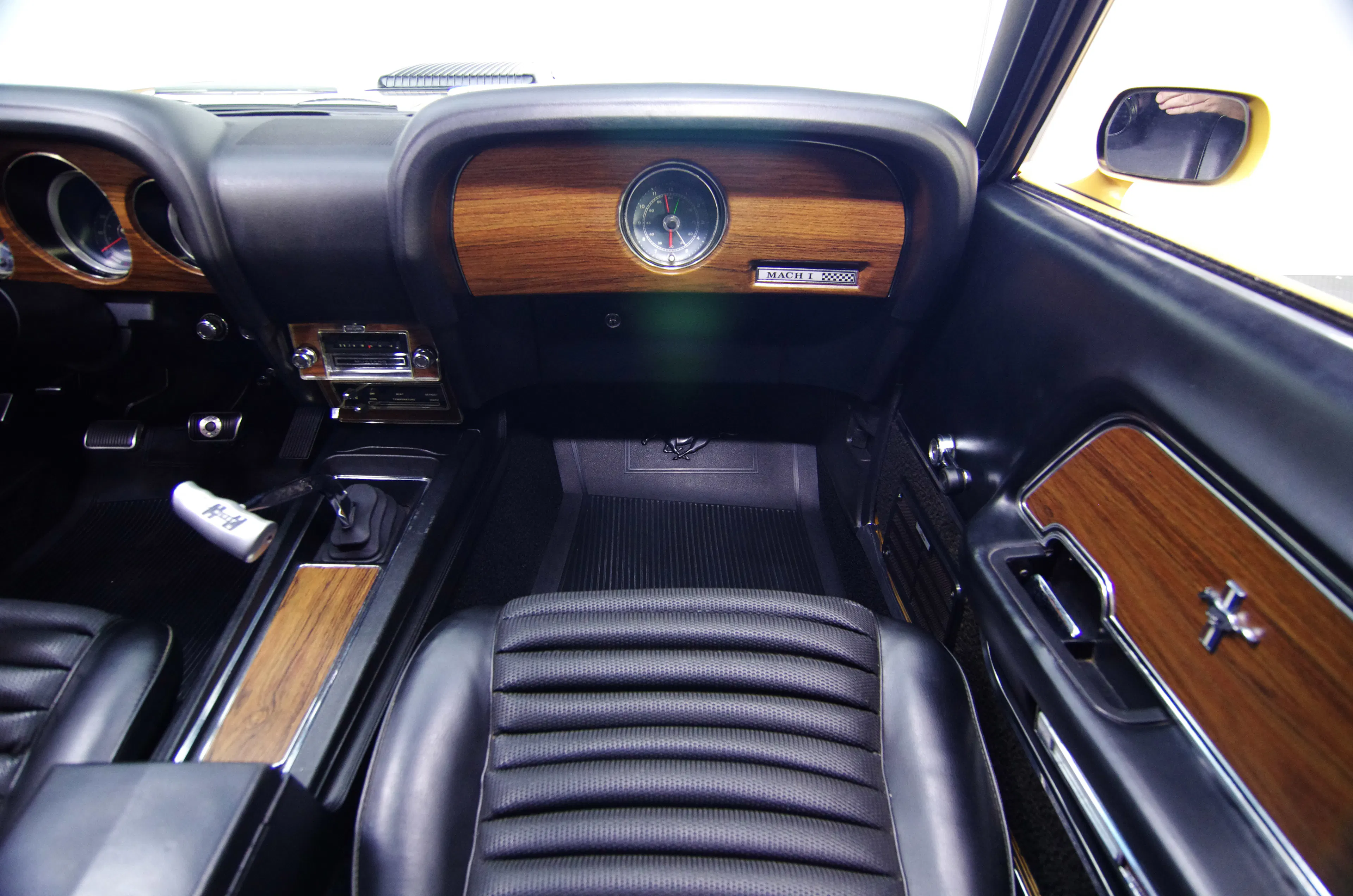 1970 Ford Mustang Mach 1 2dr SportsRoof Courtesy of RK Motors