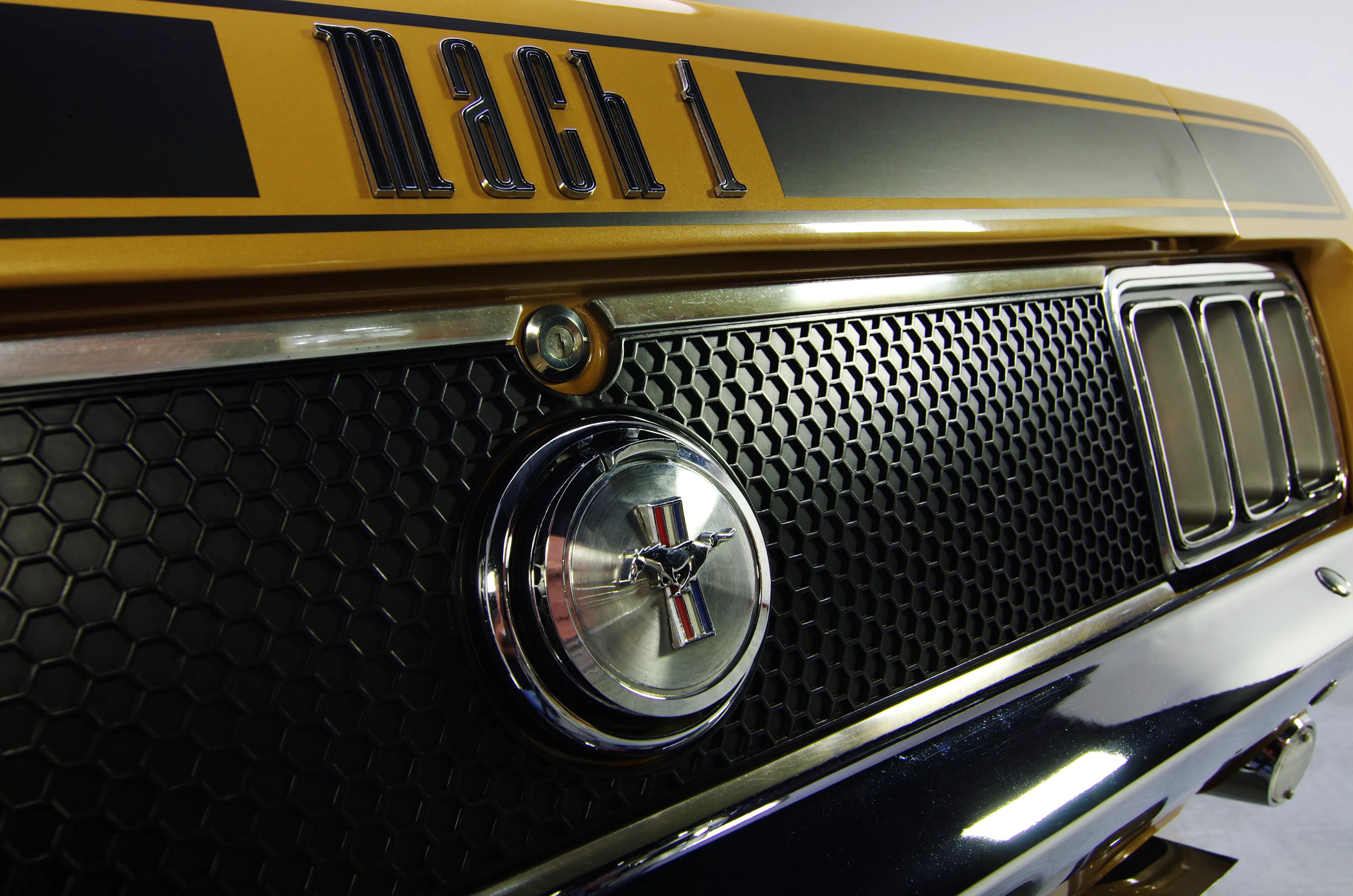1970 Ford Mustang Mach 1 2dr SportsRoof Courtesy of RK Motors