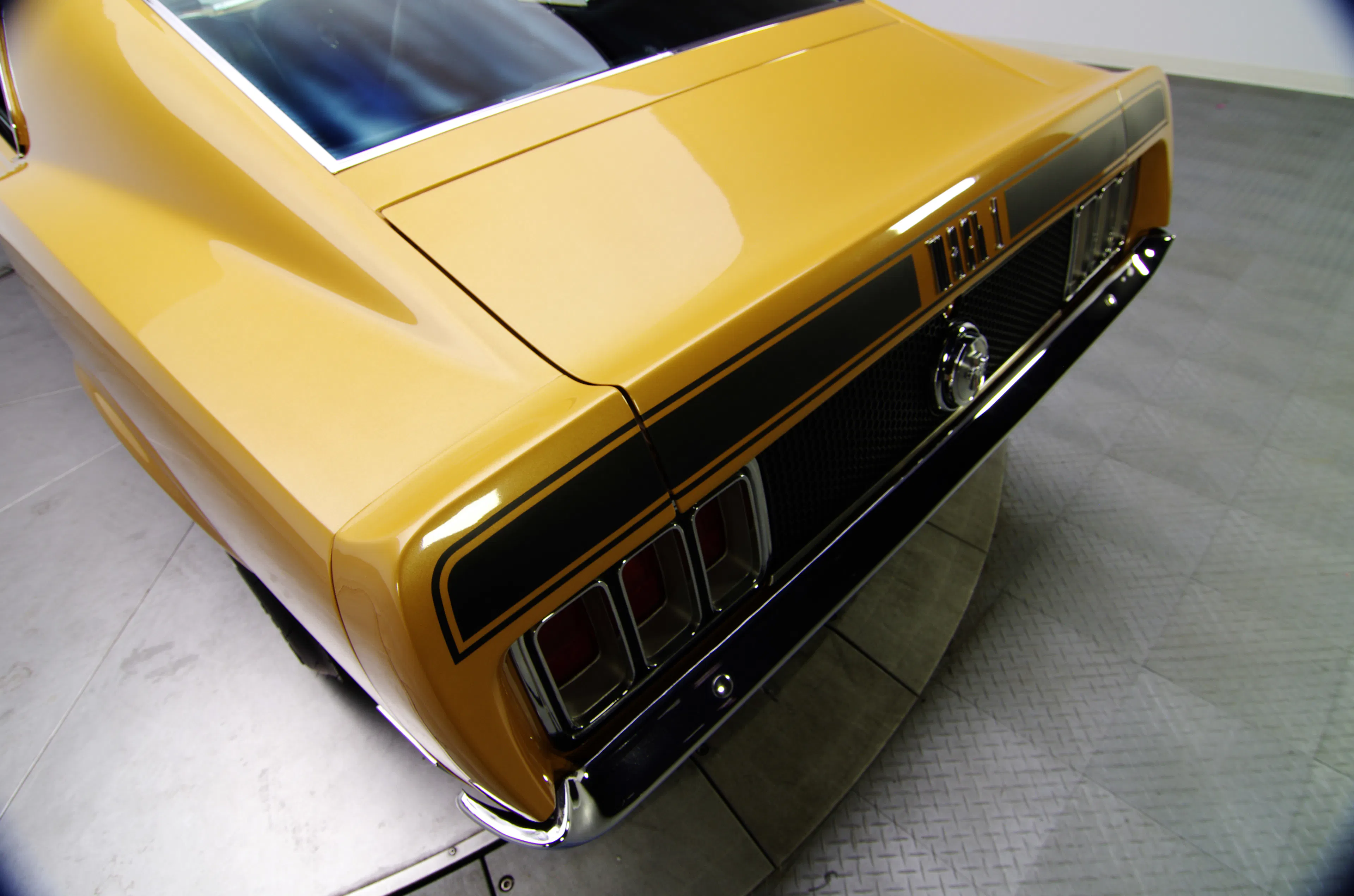1970 Ford Mustang Mach 1 2dr SportsRoof Courtesy of RK Motors