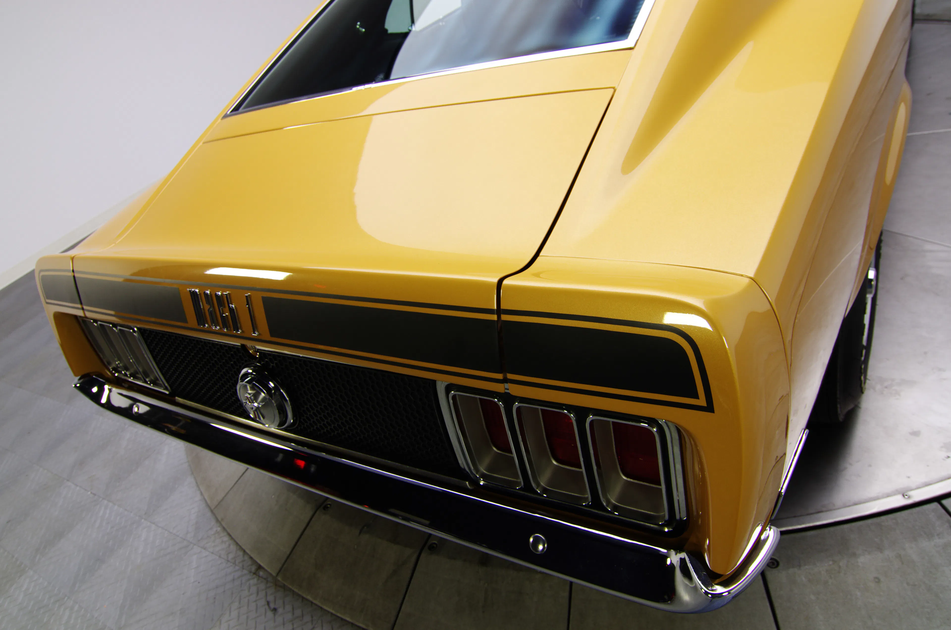 1970 Ford Mustang Mach 1 2dr SportsRoof Courtesy of RK Motors