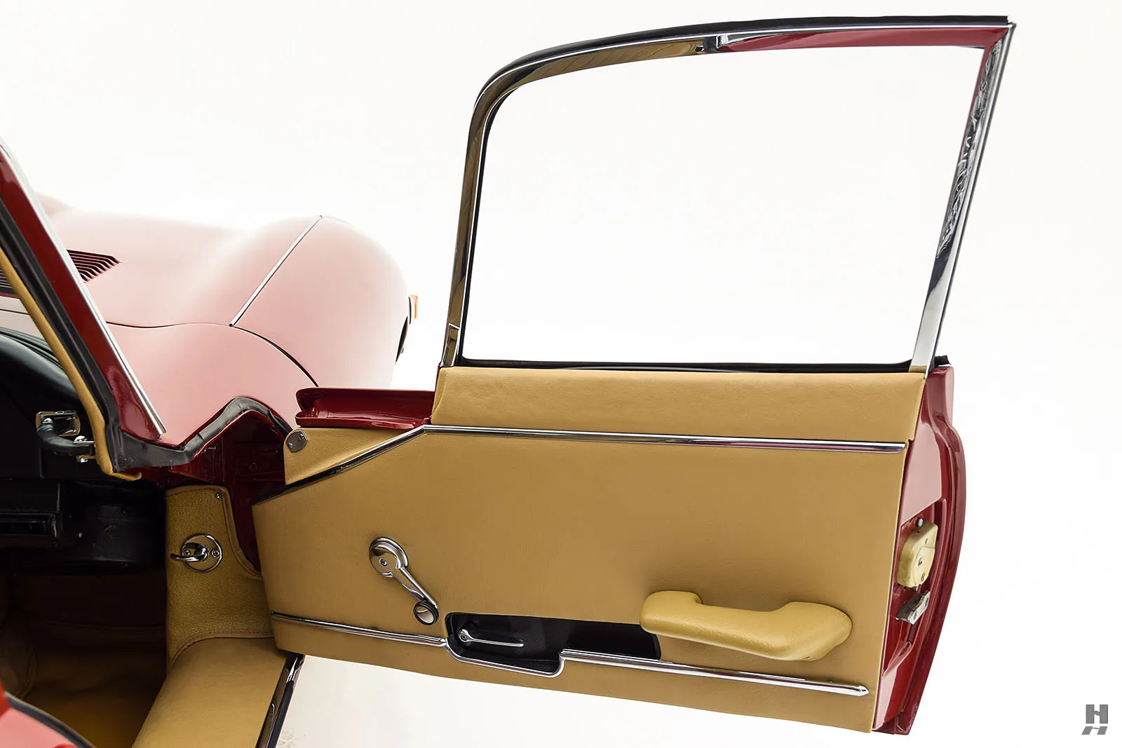 1970 Jaguar E-Type SII 2dr Coupe Courtesy of Hyman Ltd.