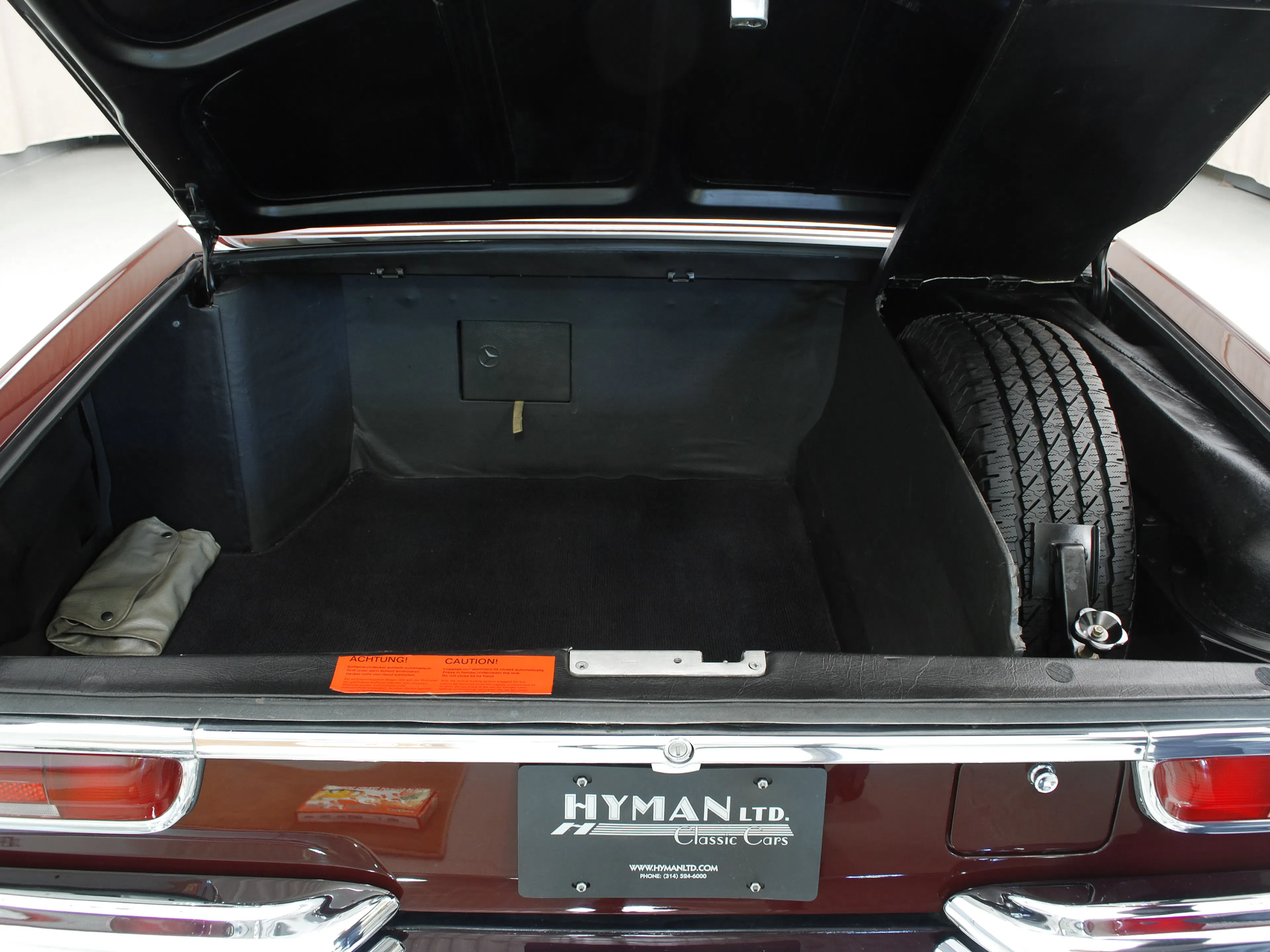 1970 Mercedes-Benz 600 4dr Sedan Courtesy of Hyman Ltd.