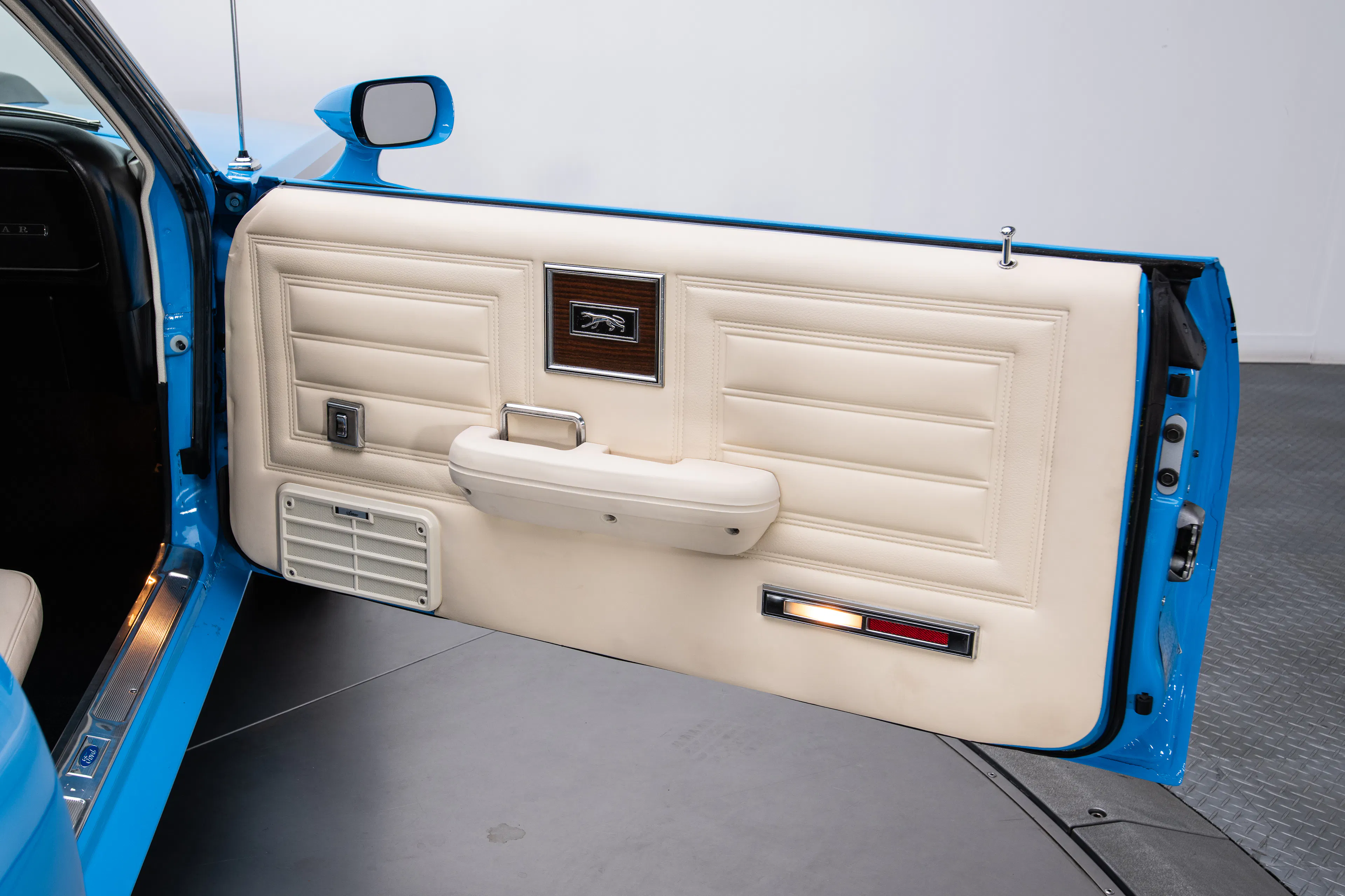 1970 Mercury Cougar Eliminator 2dr Hardtop Coupe Courtesy of RK Motors