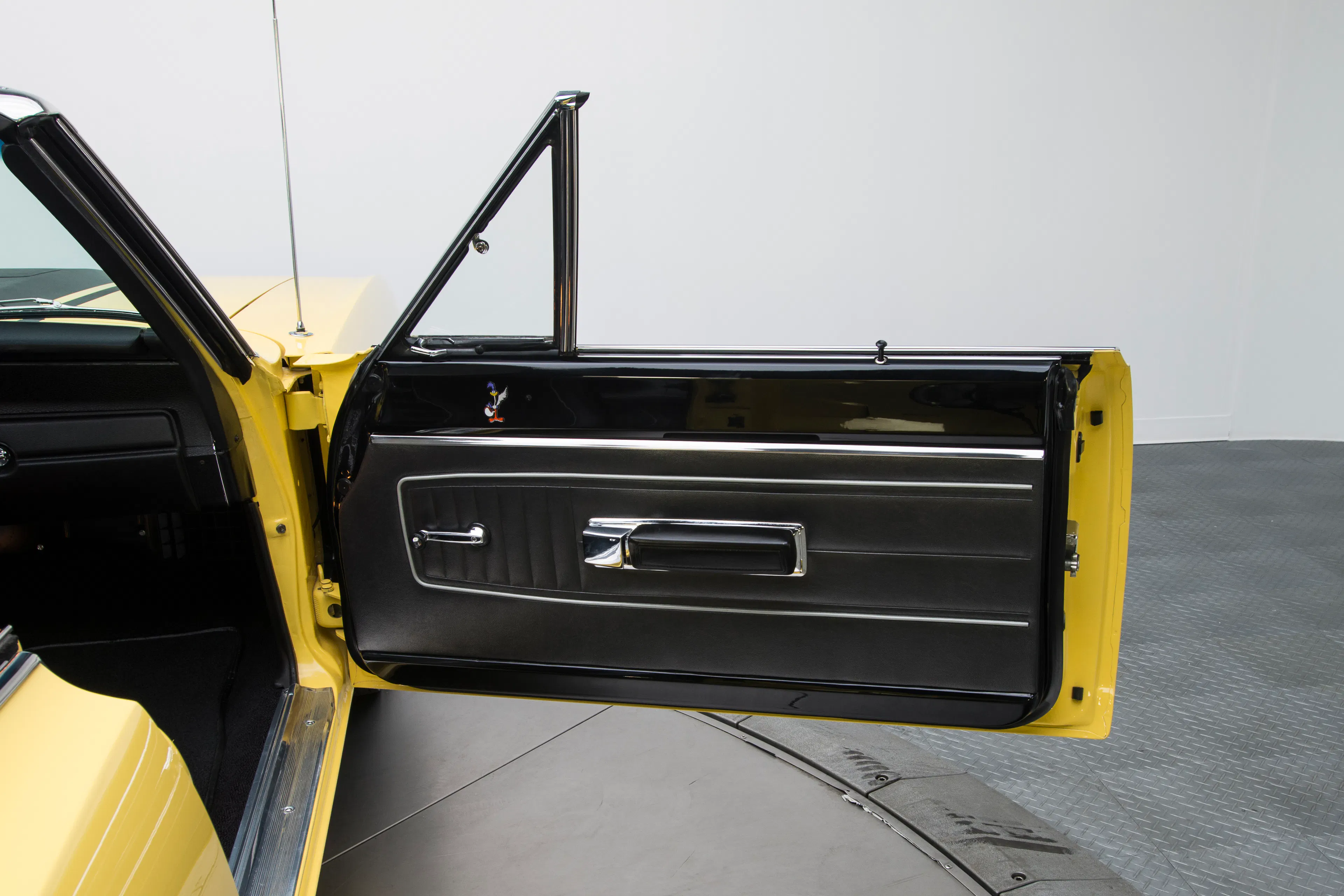 1970 Plymouth Road Runner 2dr Convertible Courtesy of RK Motors