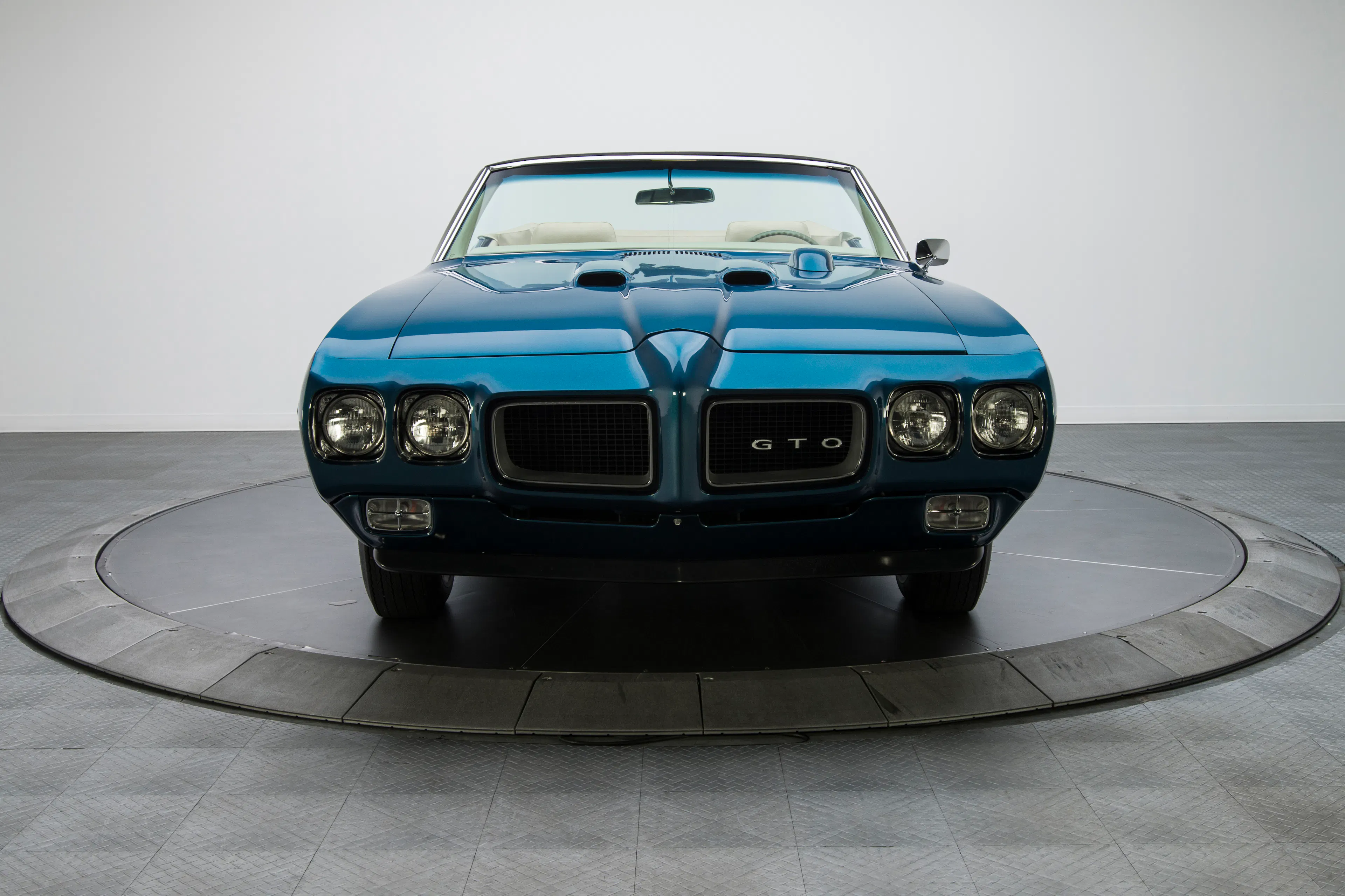 1970 Pontiac GTO 2dr Convertible Courtesy of RK Motors