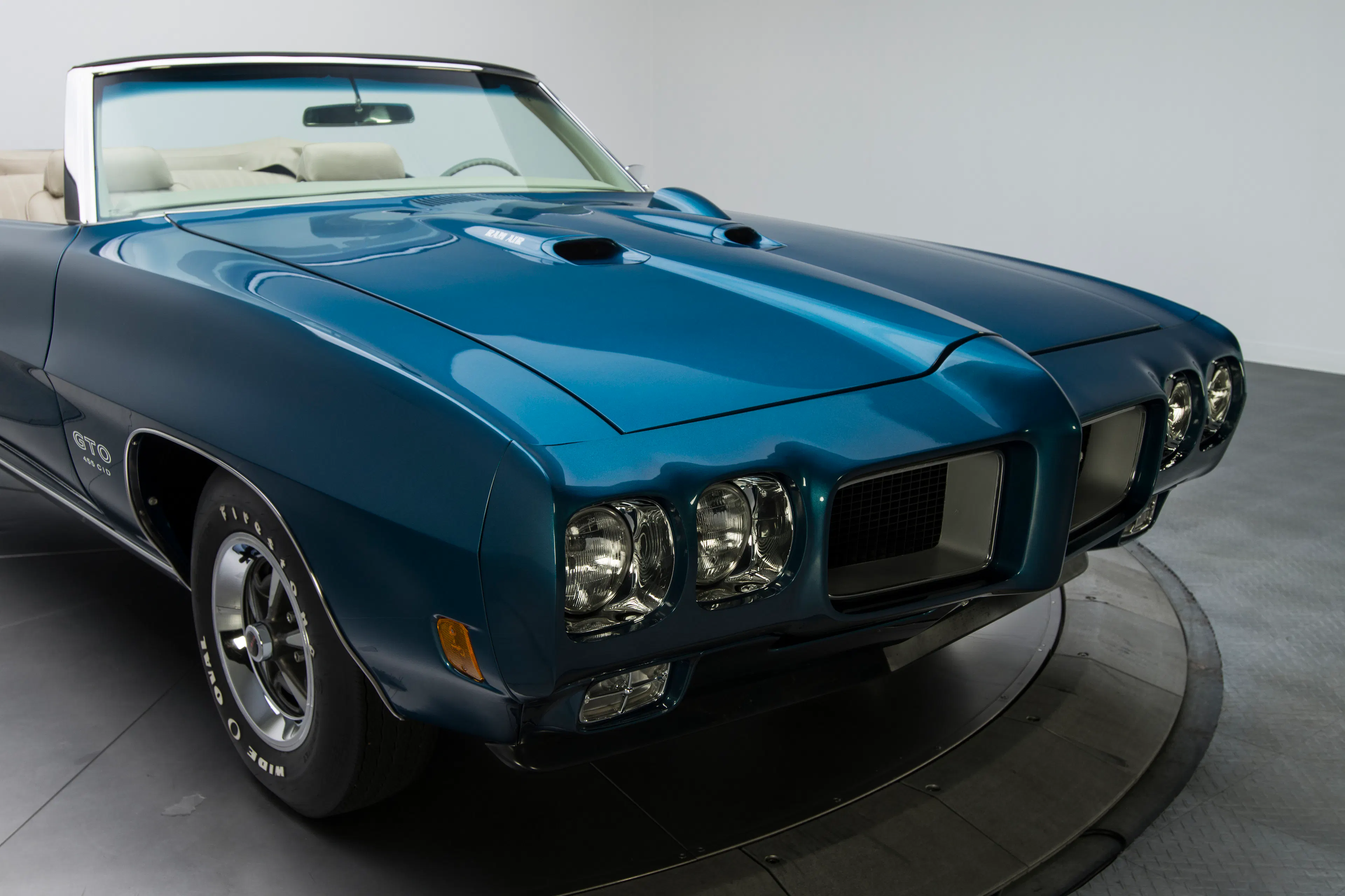 1970 Pontiac GTO 2dr Convertible Courtesy of RK Motors